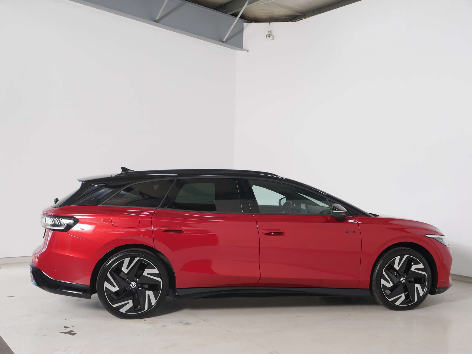 VOLKSWAGEN ID.7 Tourer, photo 9 sur 17