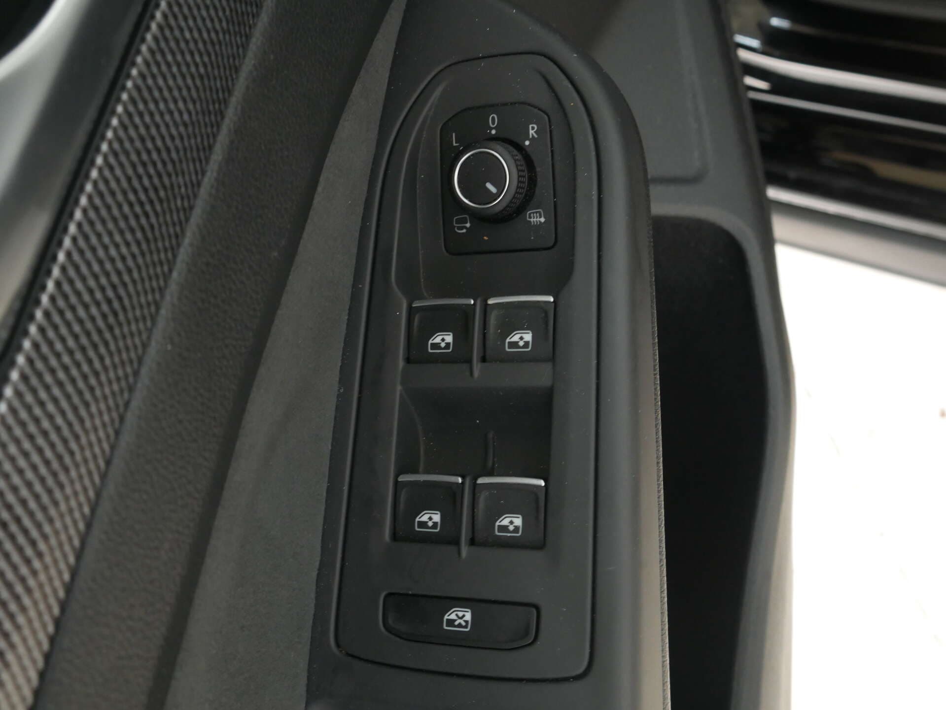 VOLKSWAGEN Golf, photo 15 sur 17