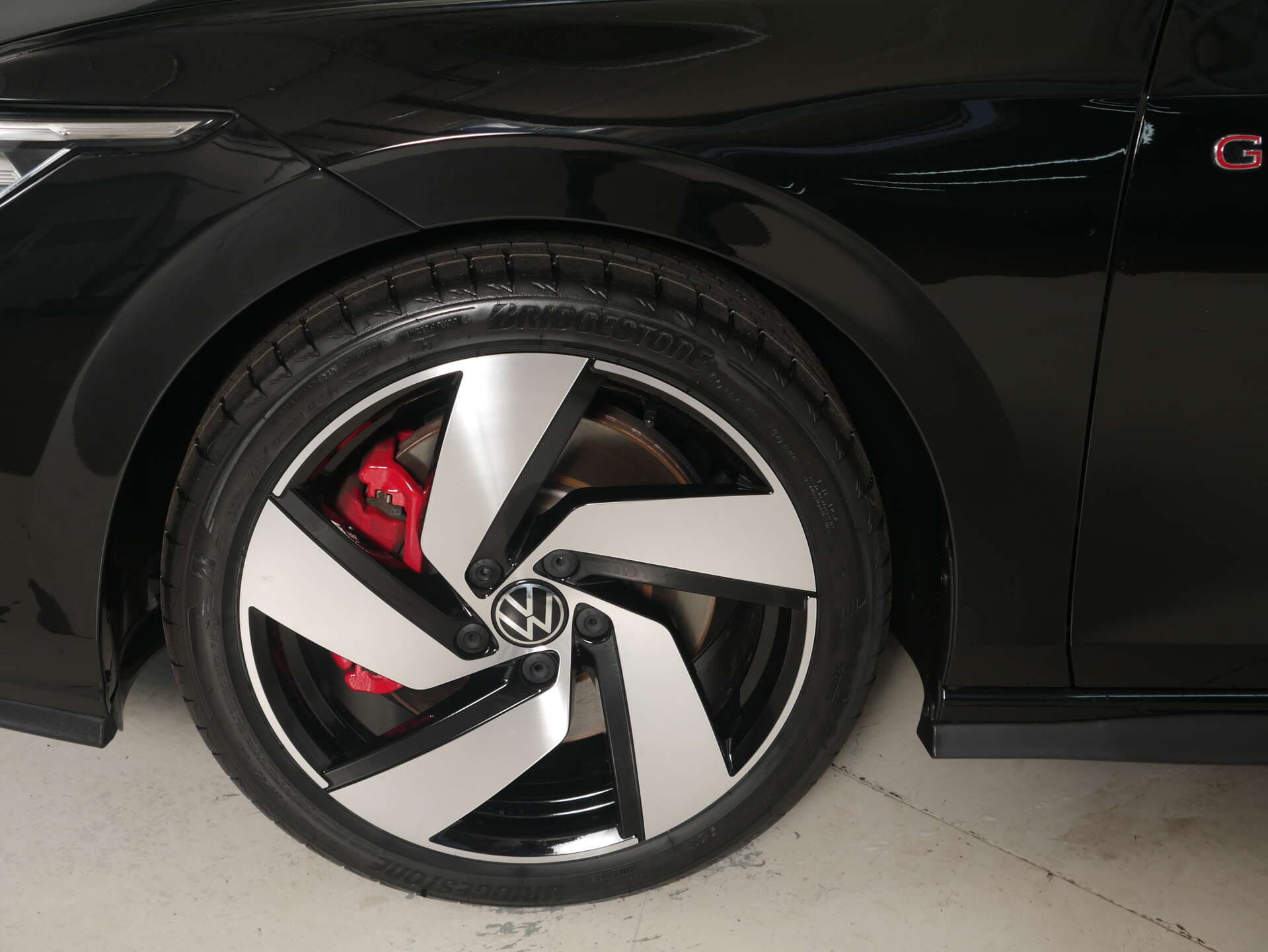 VOLKSWAGEN Golf, photo 3 sur 17