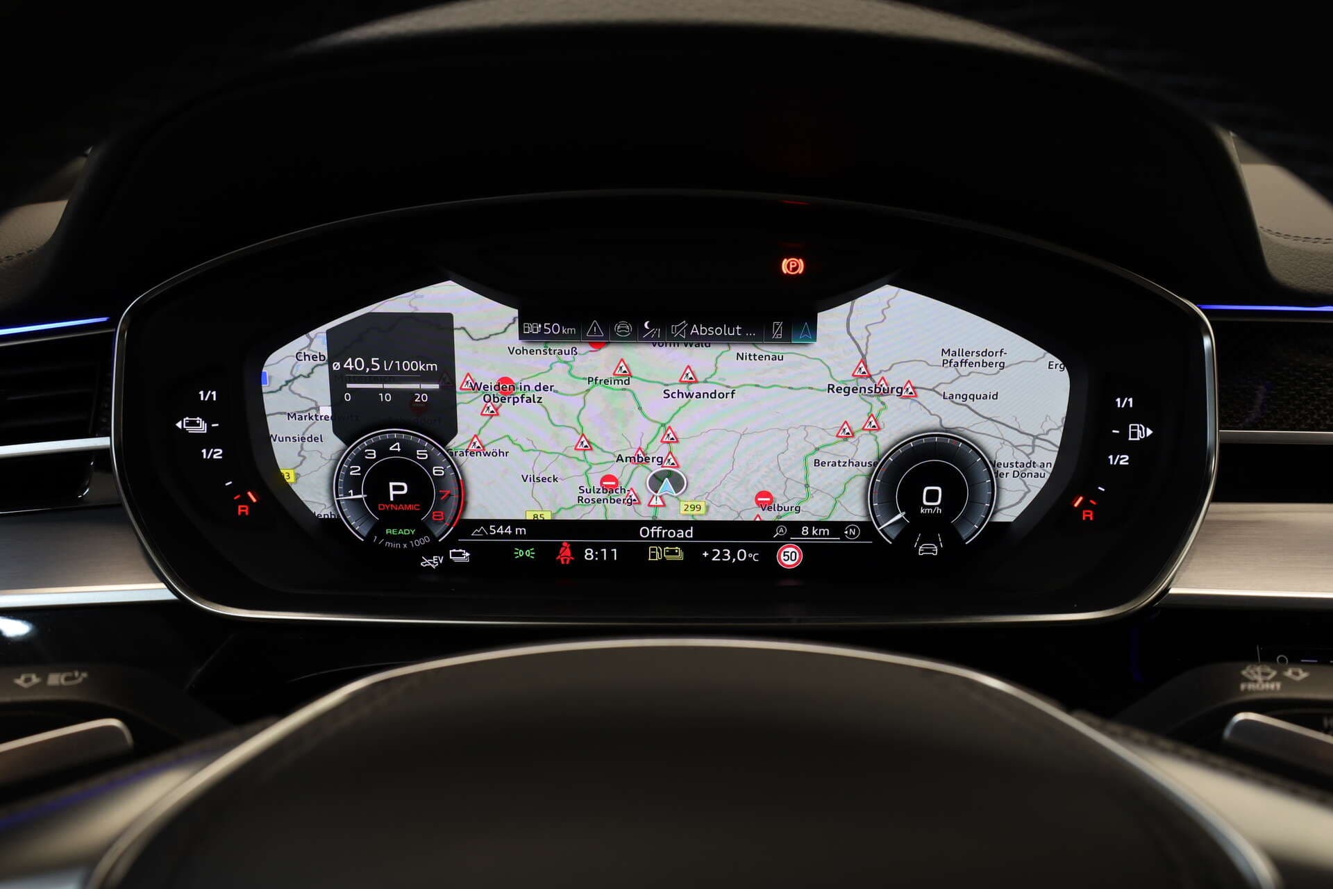 AUDI A8 L, photo 12 sur 17