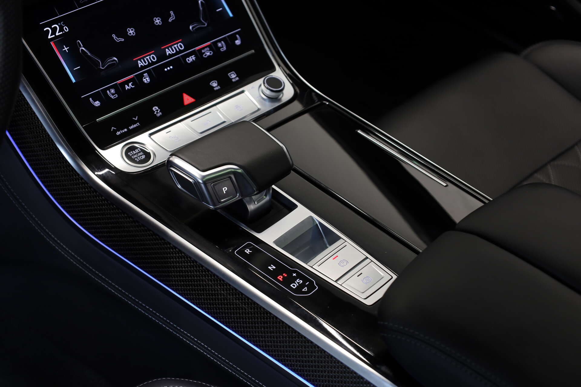 AUDI A8 L, photo 17 sur 17