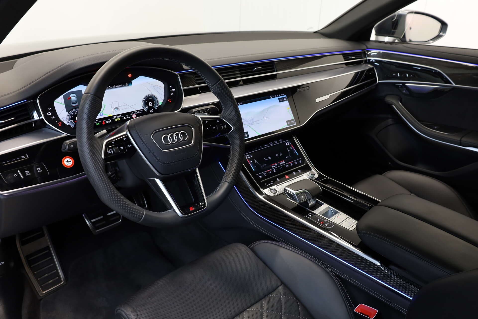 AUDI A8 L, photo 8 sur 17