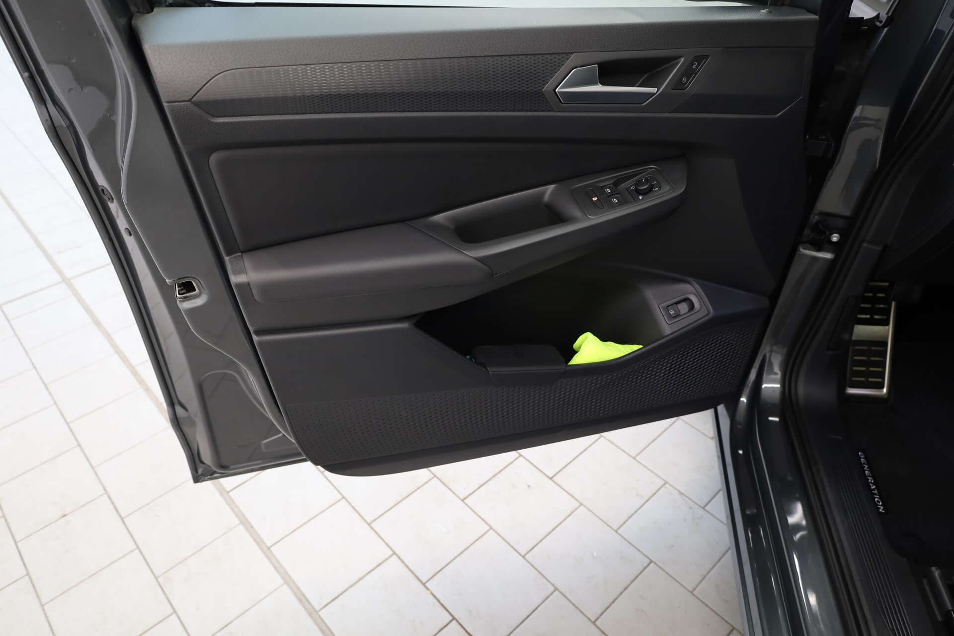VOLKSWAGEN NUTZFAHRZEUGE Caddy, photo 12 sur 15