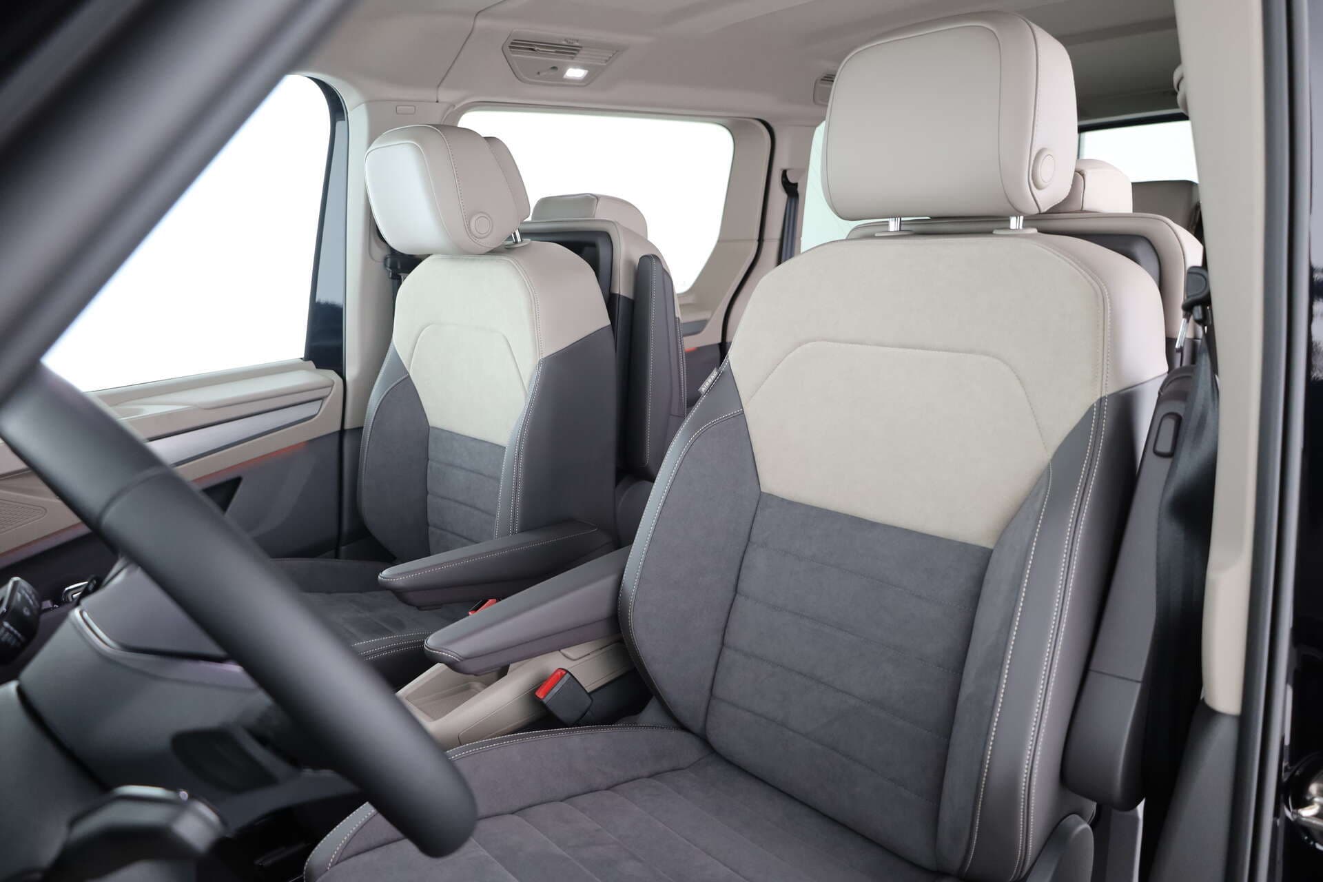 VOLKSWAGEN NUTZFAHRZEUGE T7 Multivan LÜ, photo 9 sur 17