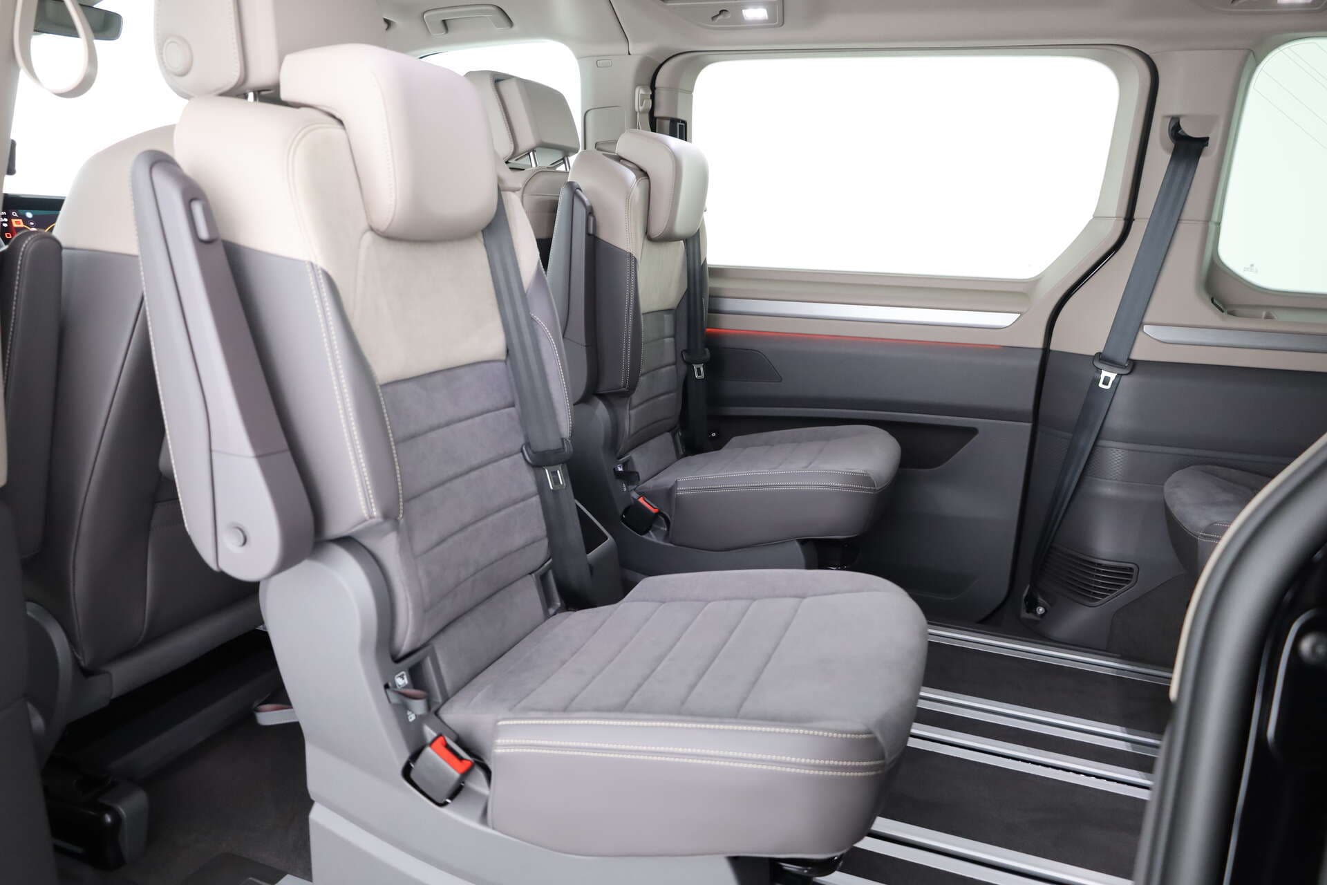 VOLKSWAGEN NUTZFAHRZEUGE T7 Multivan LÜ, photo 11 sur 17