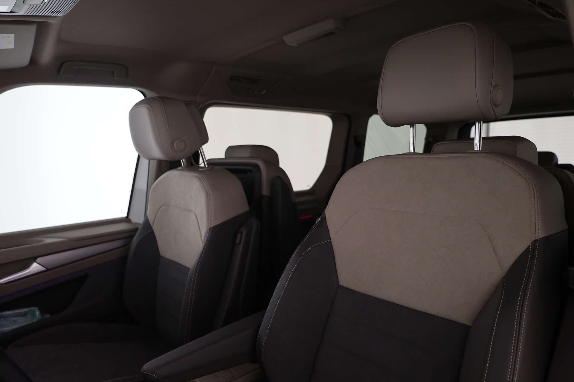 VOLKSWAGEN NUTZFAHRZEUGE T7 Multivan LÜ, photo 9 sur 17