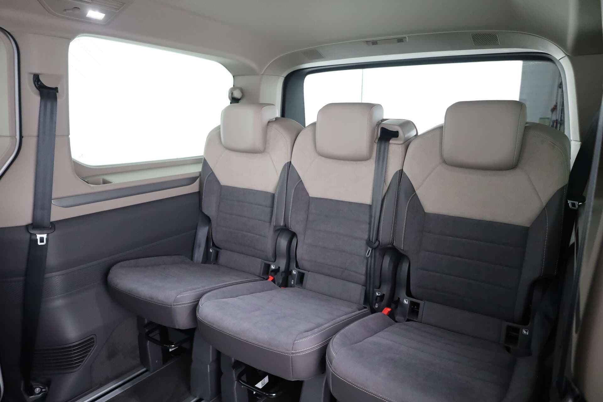VOLKSWAGEN NUTZFAHRZEUGE T7 Multivan LÜ, photo 10 sur 17