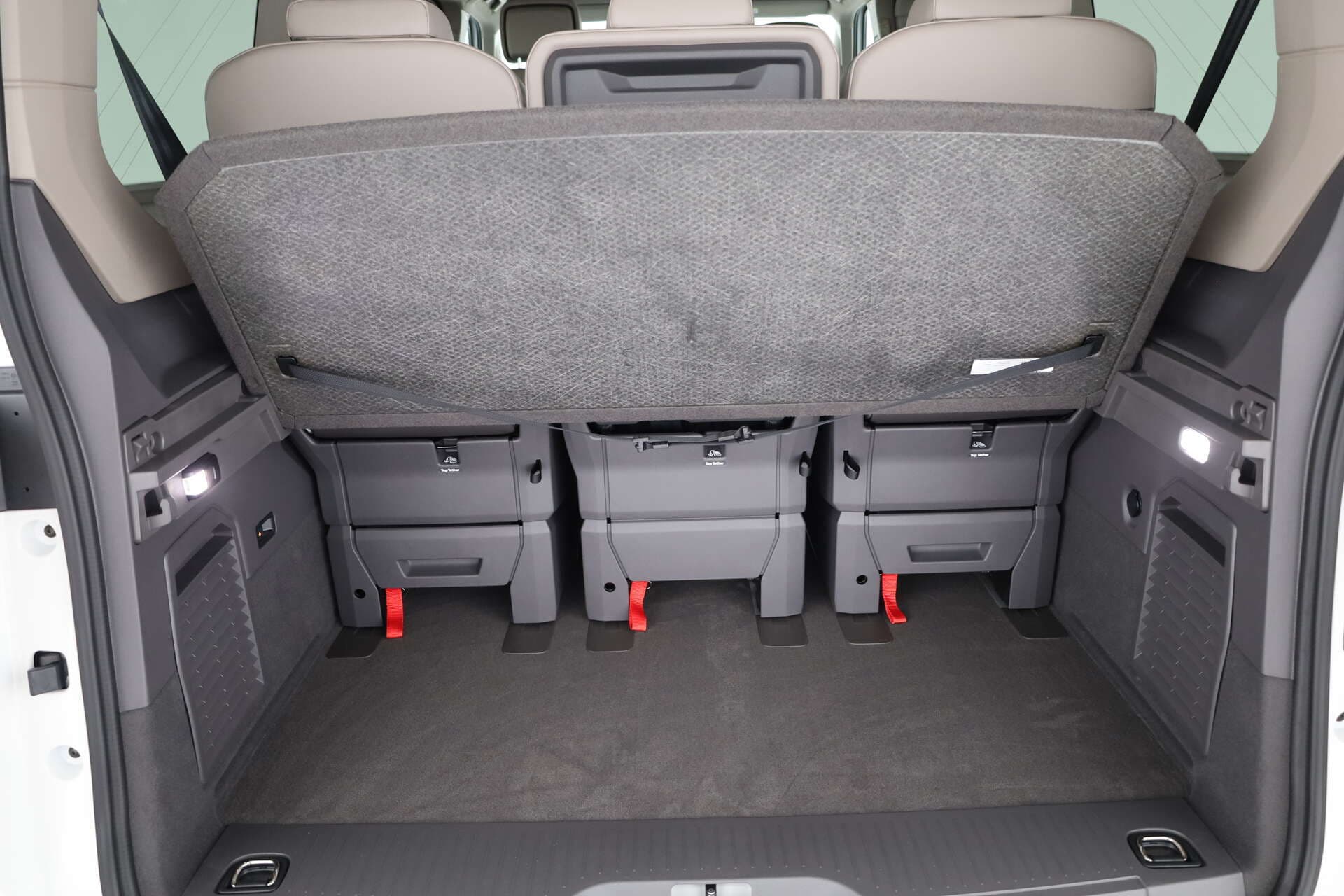 VOLKSWAGEN NUTZFAHRZEUGE T7 Multivan LÜ, photo 12 sur 17