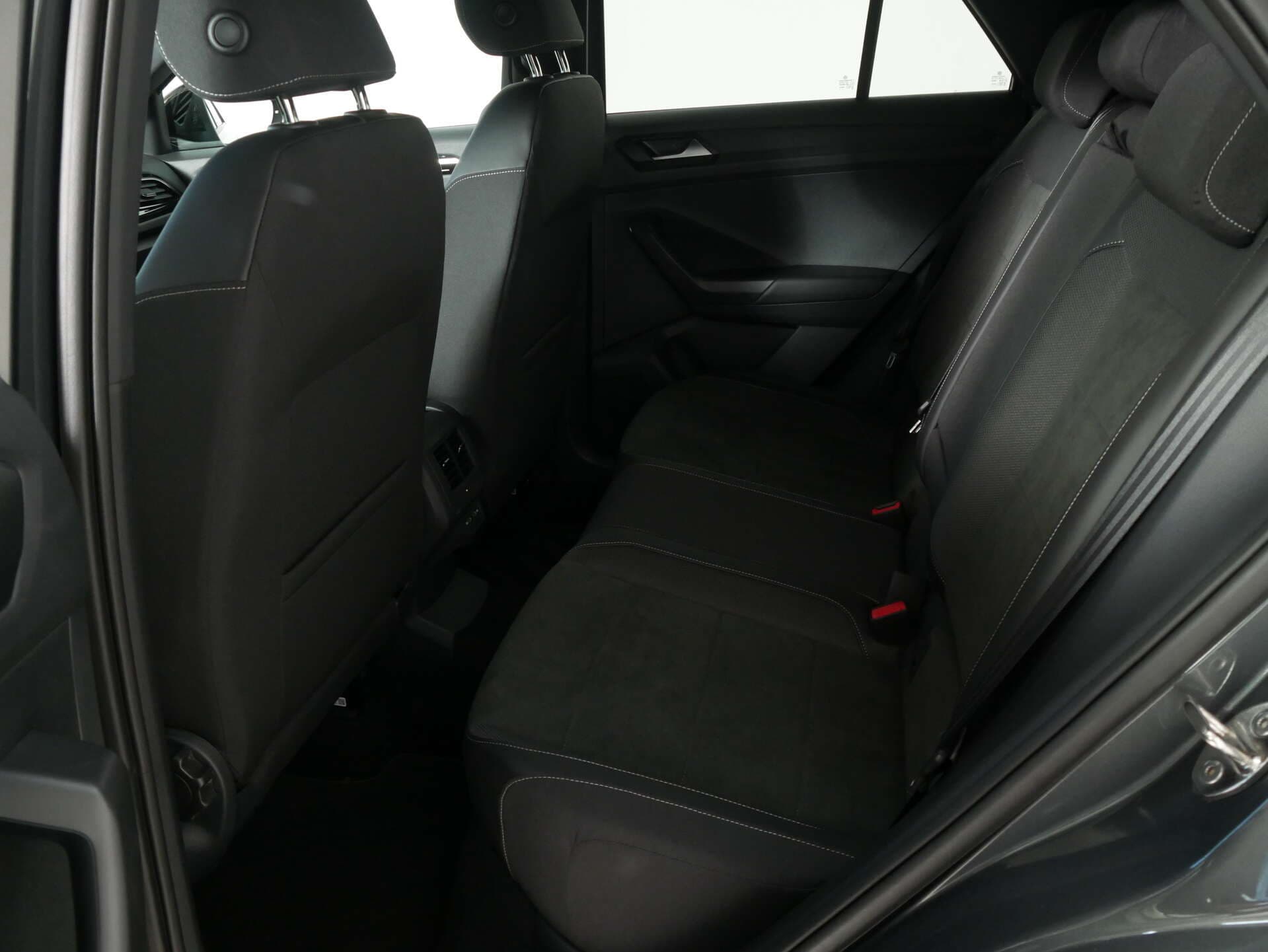 VOLKSWAGEN T-Roc, photo 14 sur 17