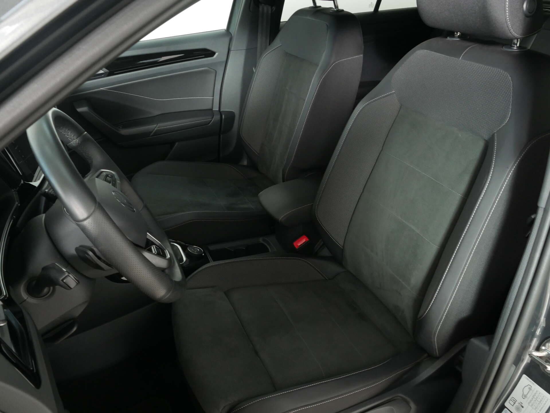 VOLKSWAGEN T-Roc, photo 16 sur 17