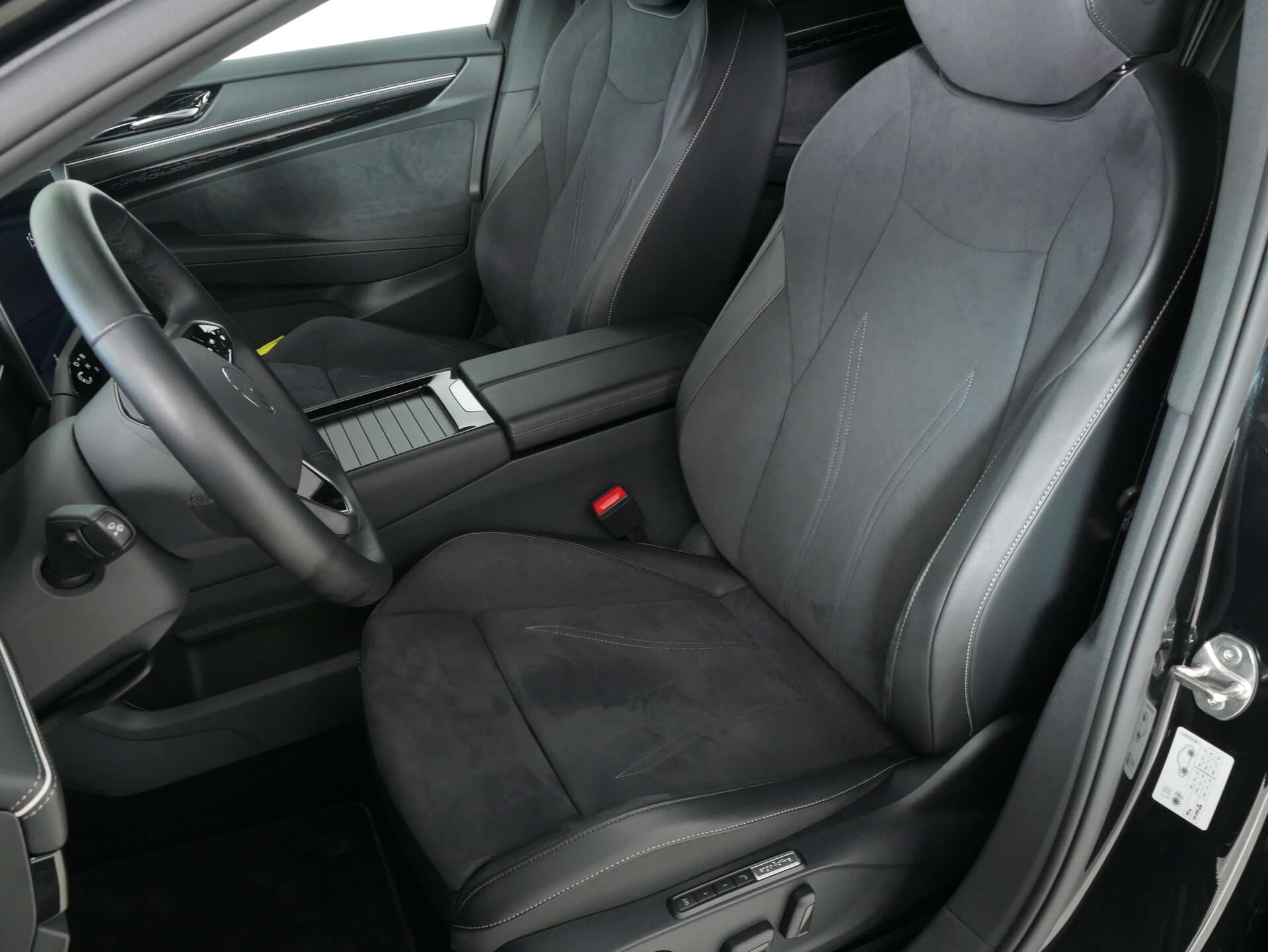 VOLKSWAGEN ID.7, photo 16 sur 17