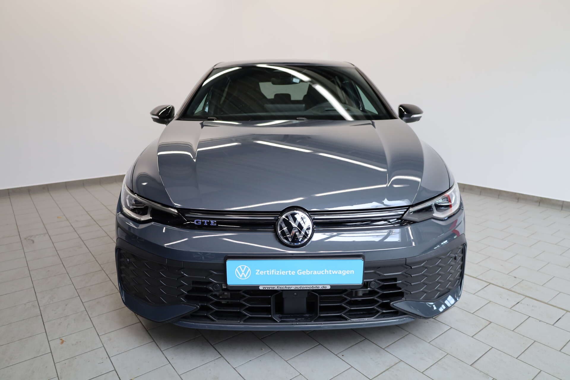 VOLKSWAGEN Golf, photo 2 sur 17