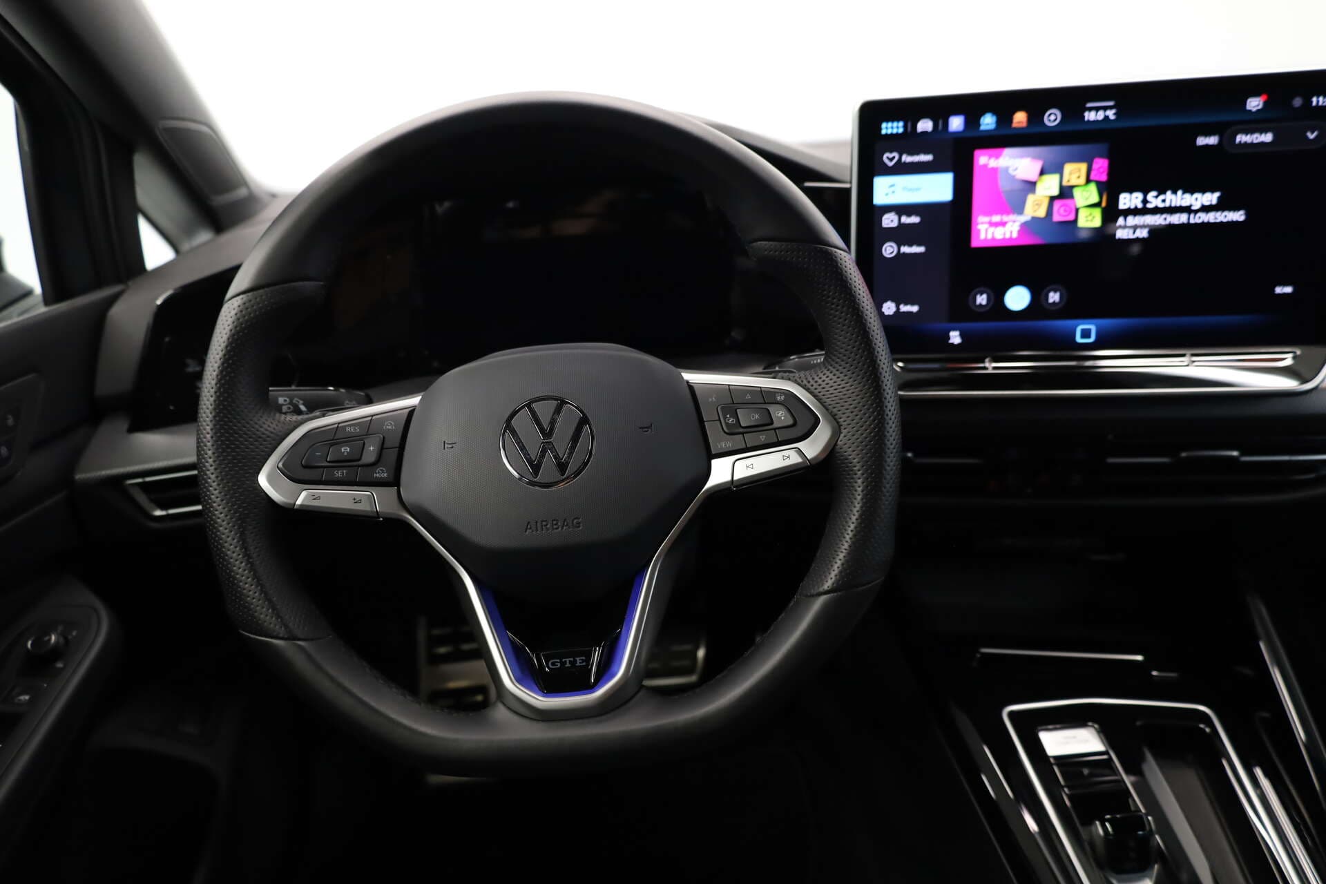 VOLKSWAGEN Golf, photo 8 sur 17