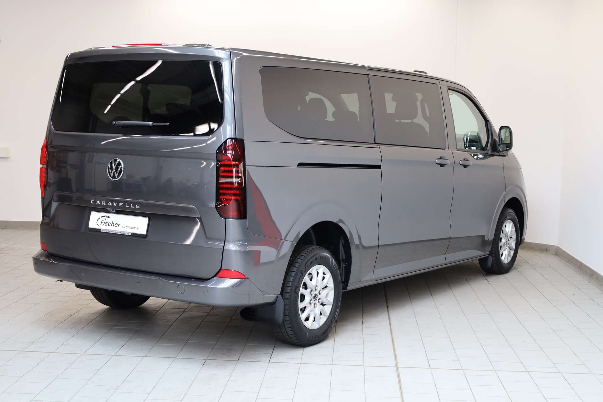 VOLKSWAGEN NUTZFAHRZEUGE T7 Caravelle, photo 4 sur 17