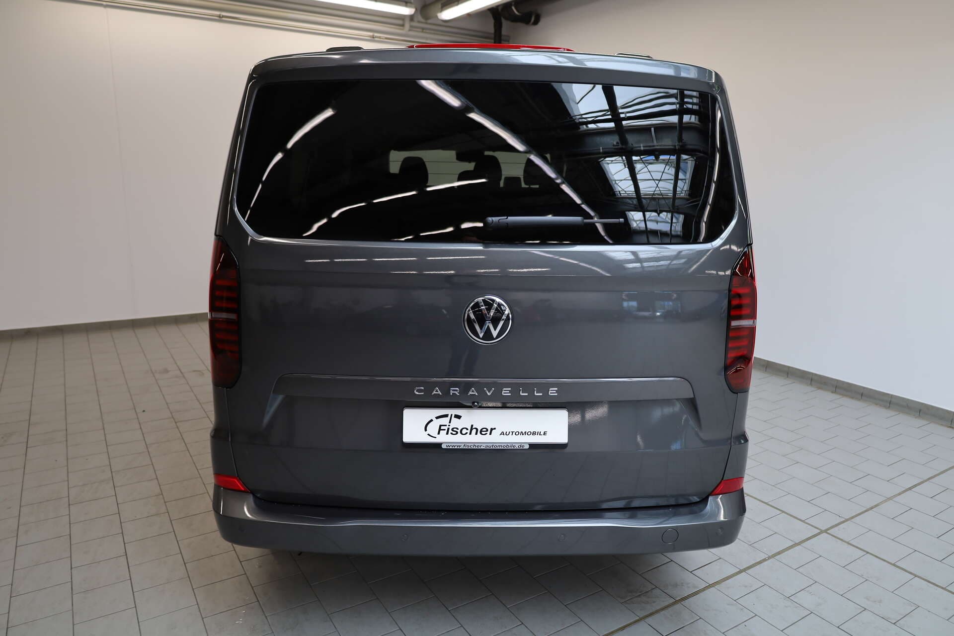 VOLKSWAGEN NUTZFAHRZEUGE T7 Caravelle, photo 5 sur 17