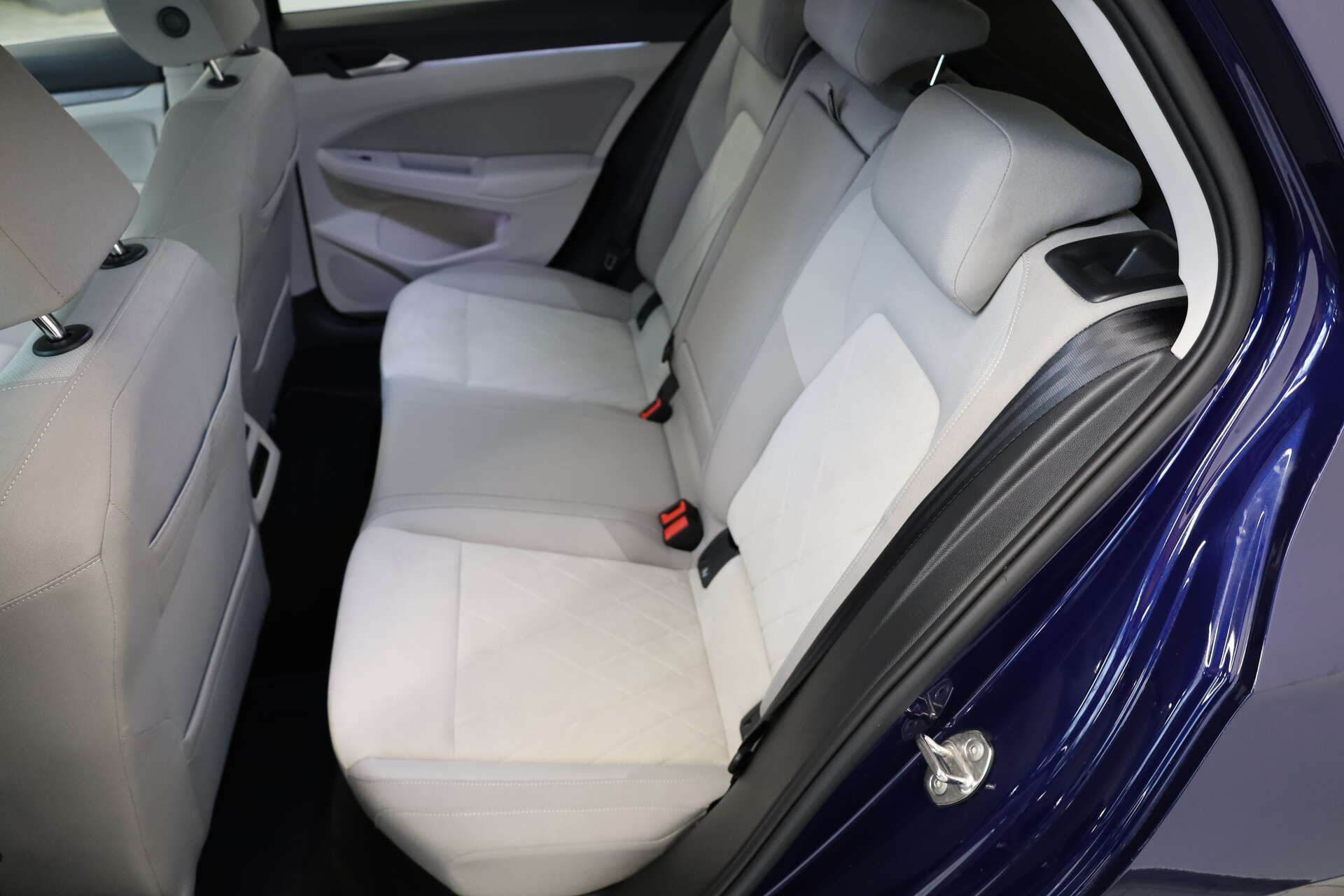 VOLKSWAGEN Golf, photo 14 sur 17