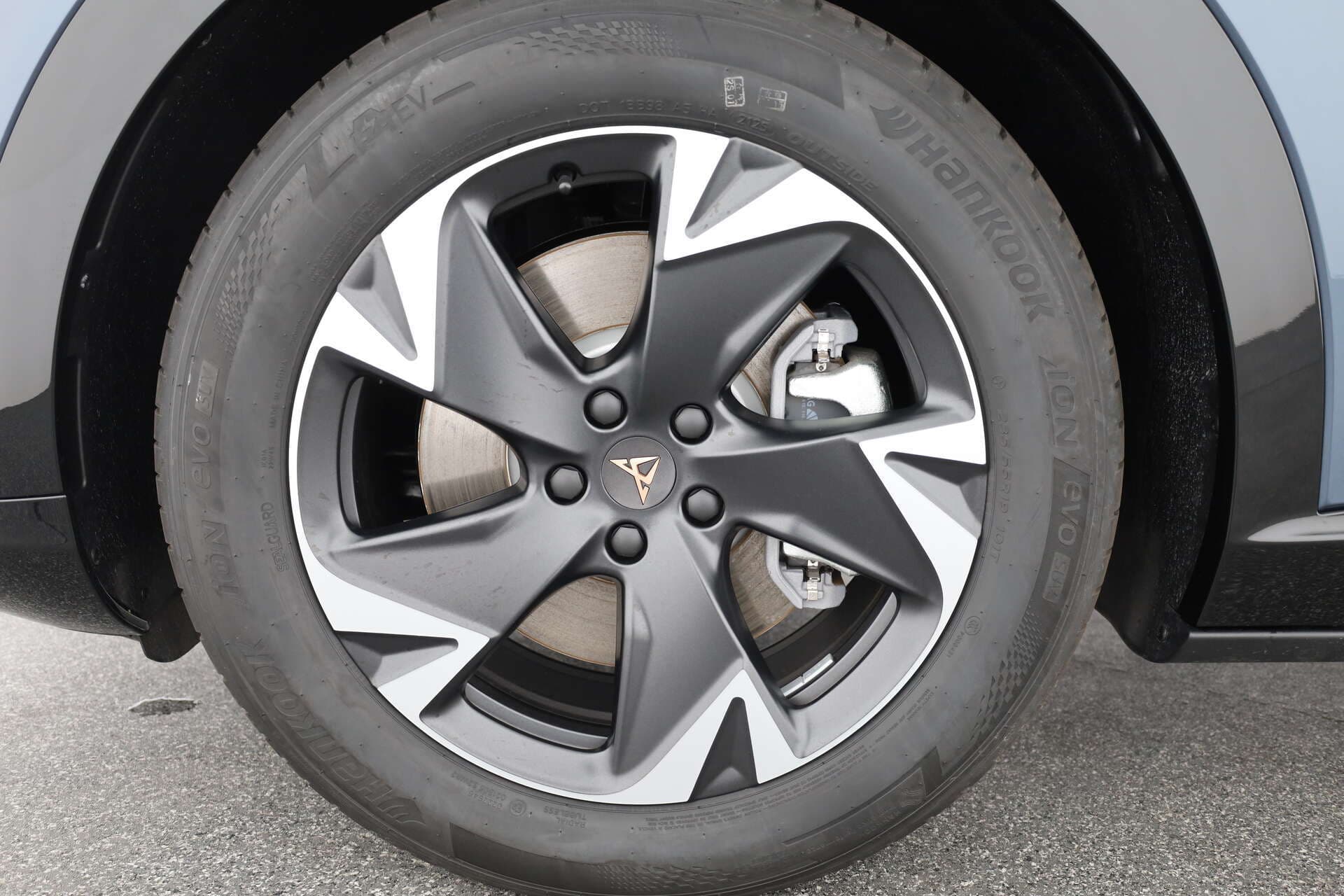 CUPRA Tavascan, photo 7 sur 17