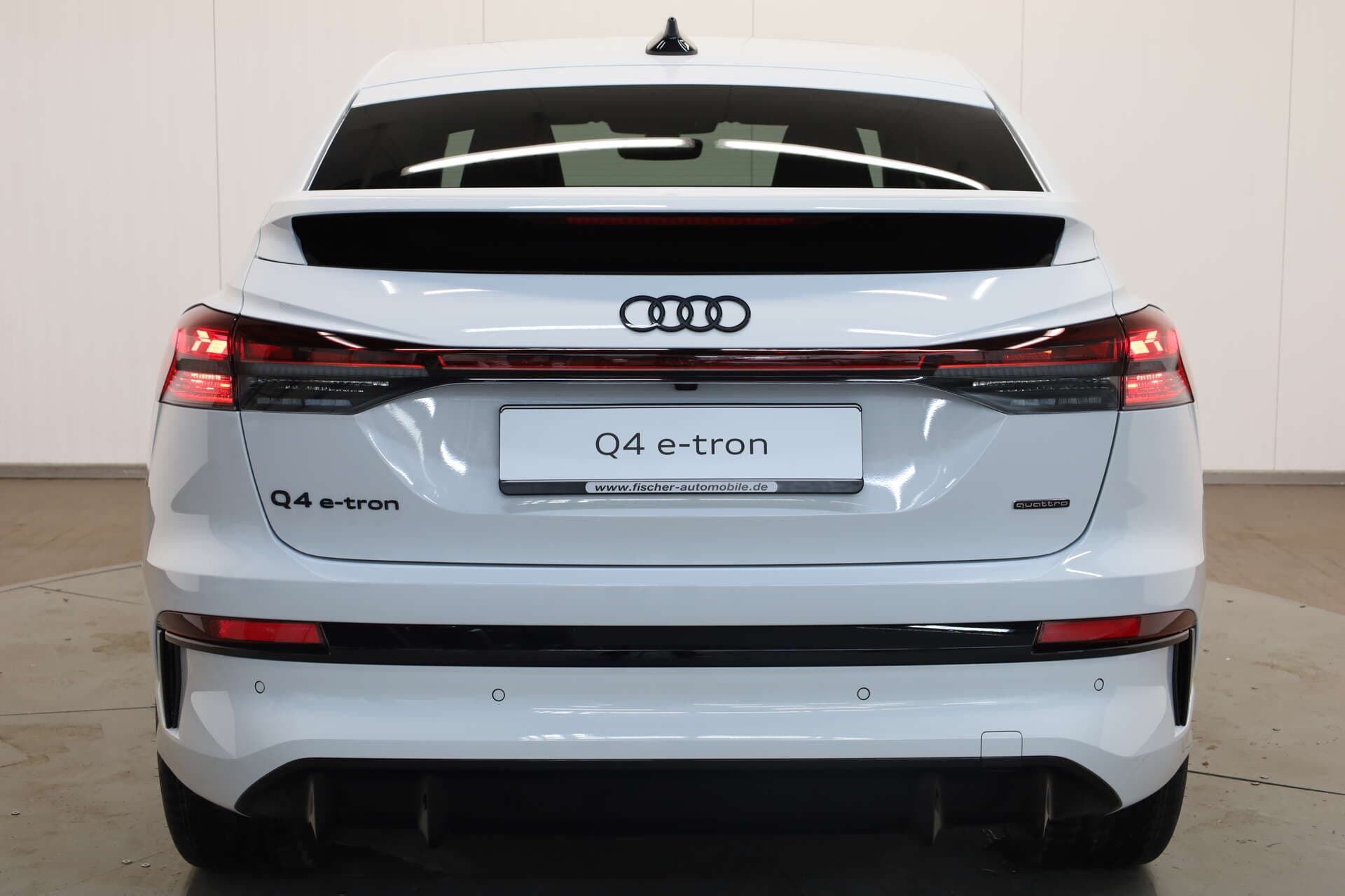 AUDI Q4 e-tron Sportback, photo 5 sur 17