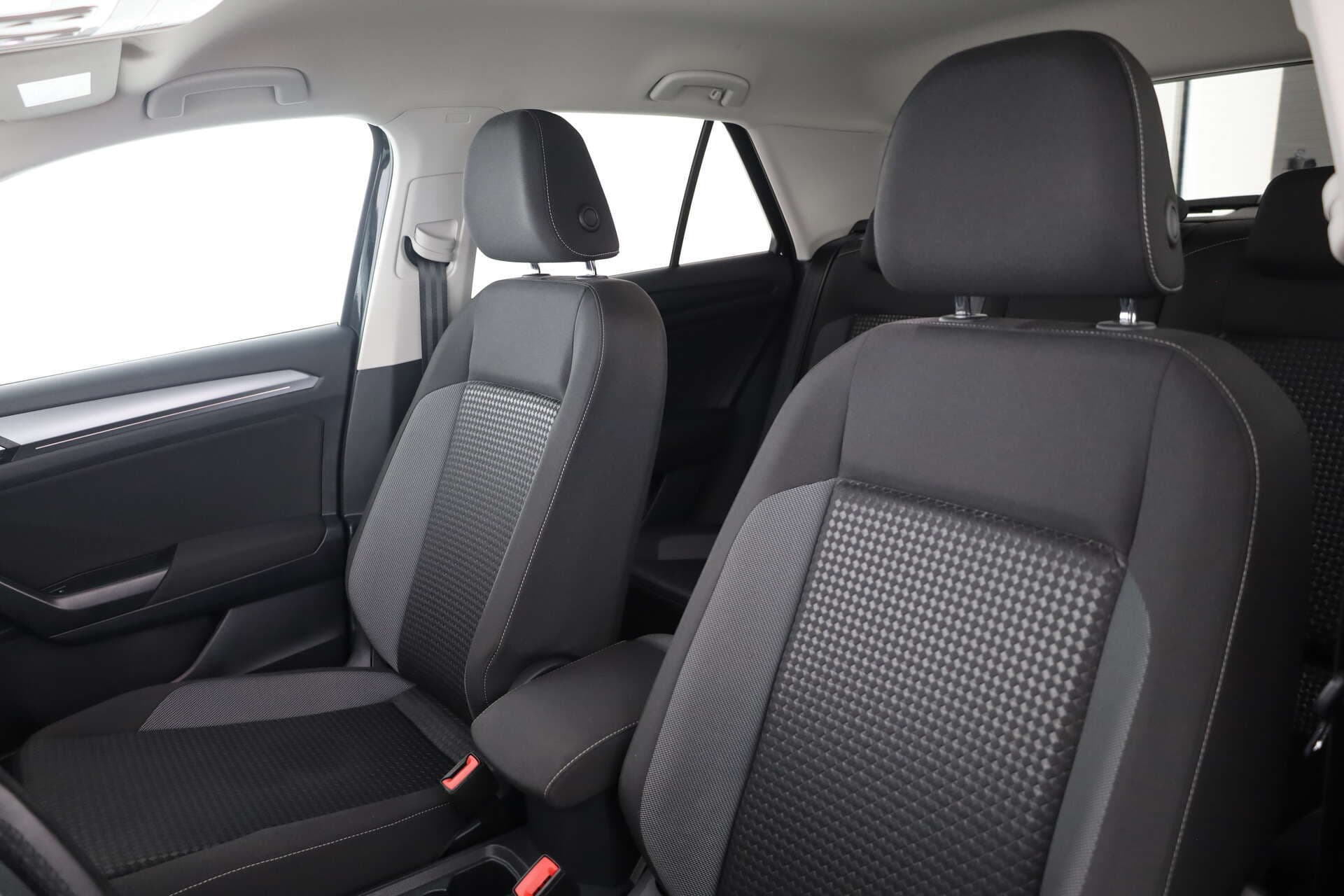 VOLKSWAGEN T-Roc, photo 10 sur 17