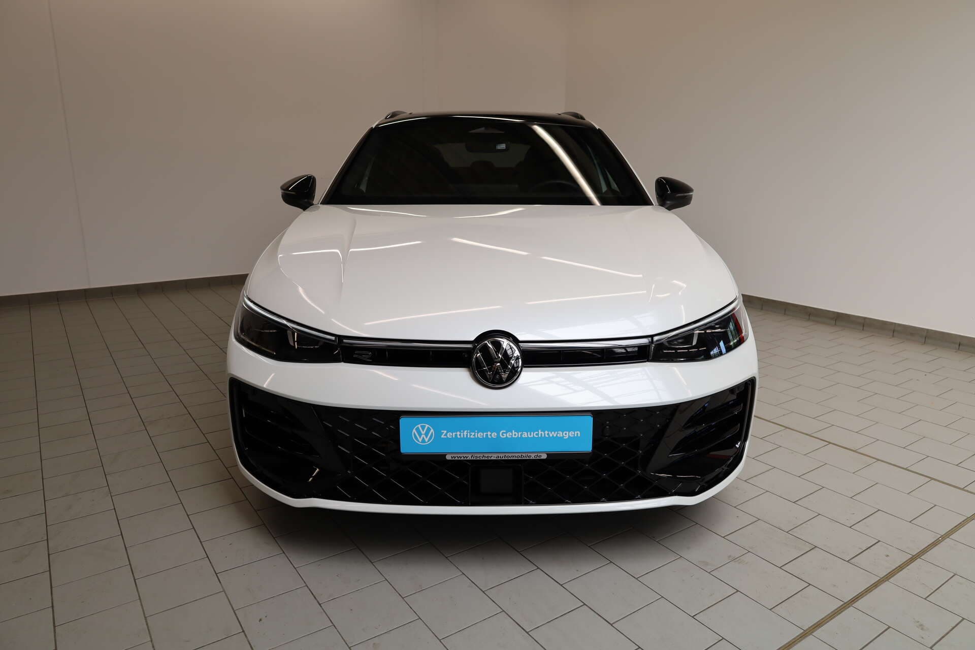 VOLKSWAGEN Passat, photo 2 sur 17
