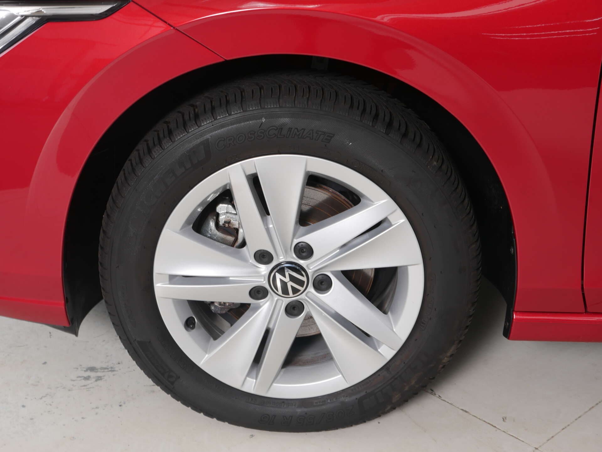VOLKSWAGEN Golf, photo 9 sur 17