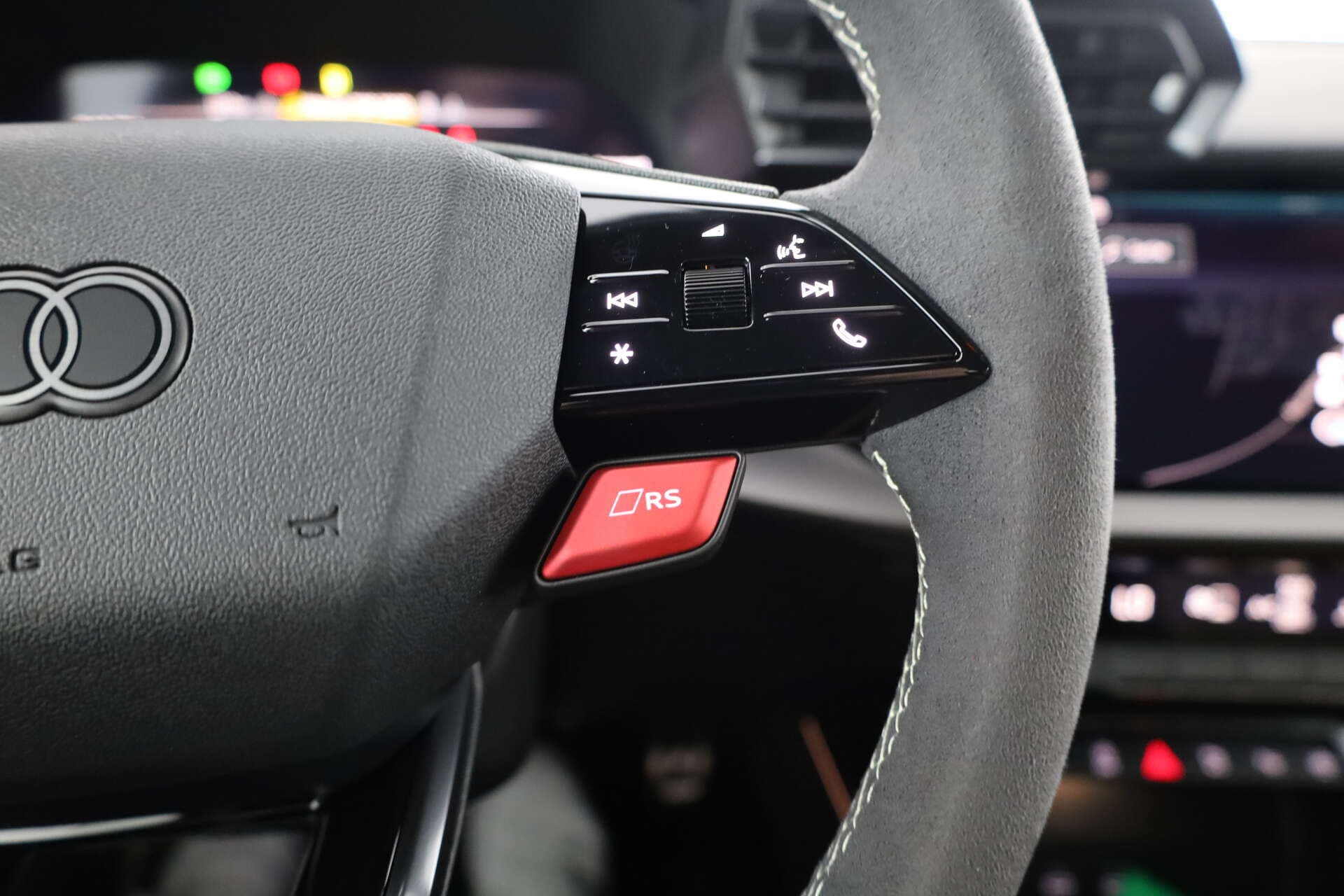 AUDI RS3 Sportback, photo 14 sur 17