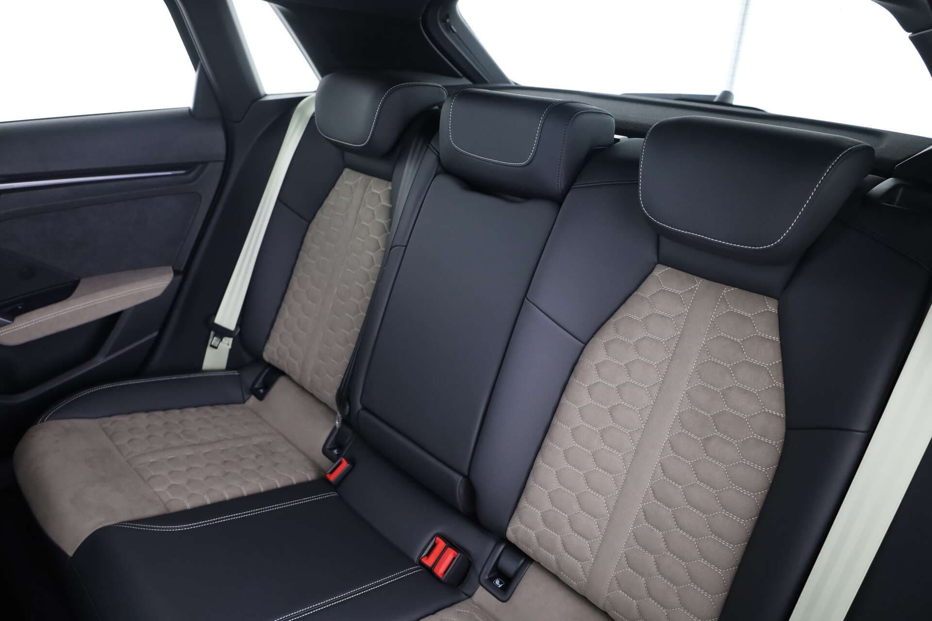 AUDI RS3 Sportback, photo 10 sur 17