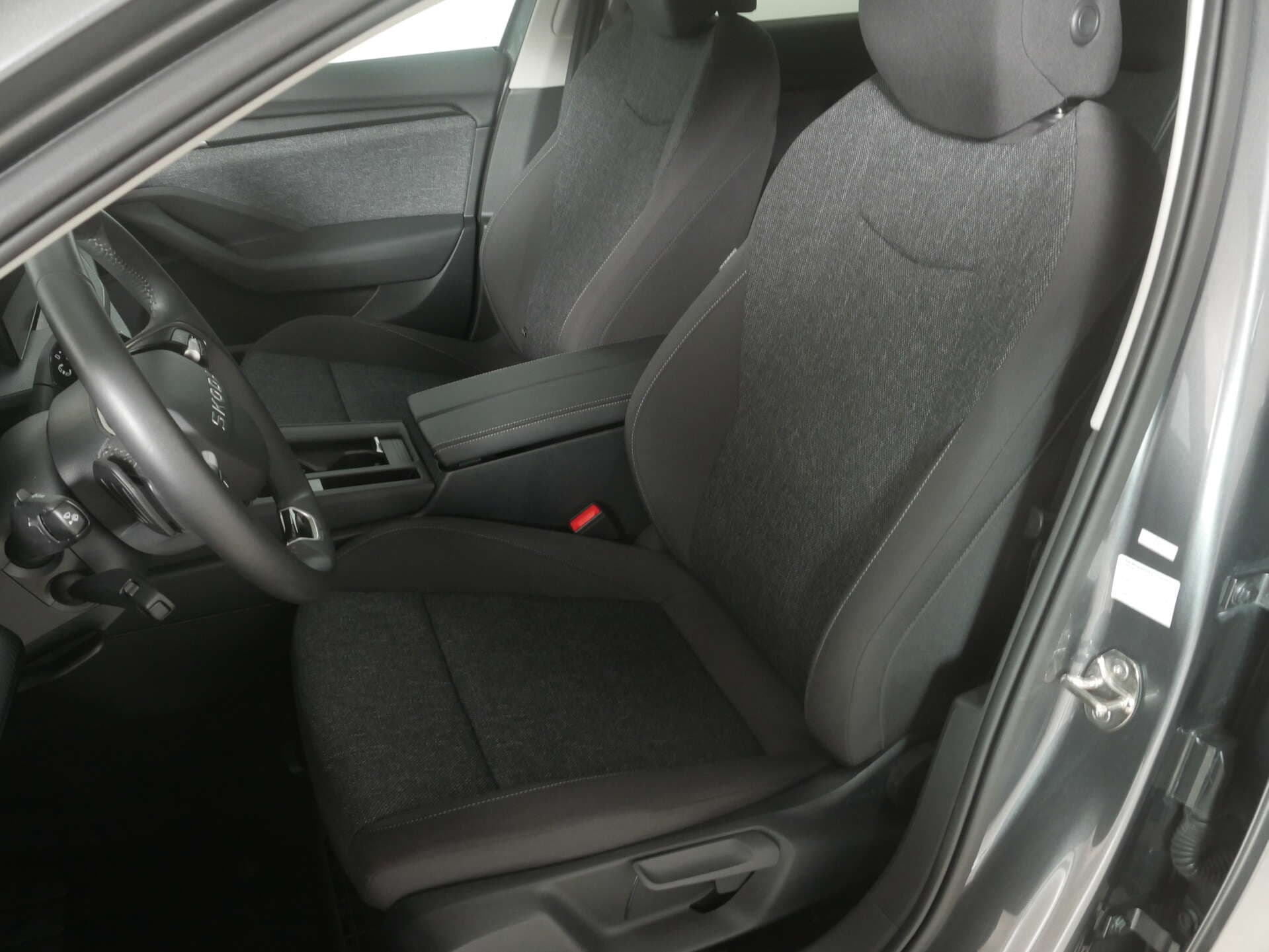 SKODA Superb Combi, photo 9 sur 17