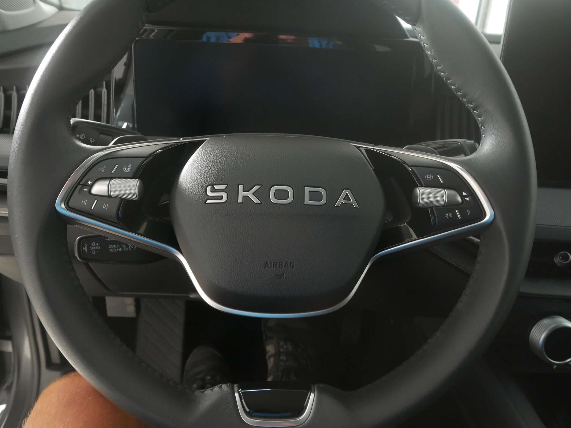 SKODA Superb Combi, photo 15 sur 17