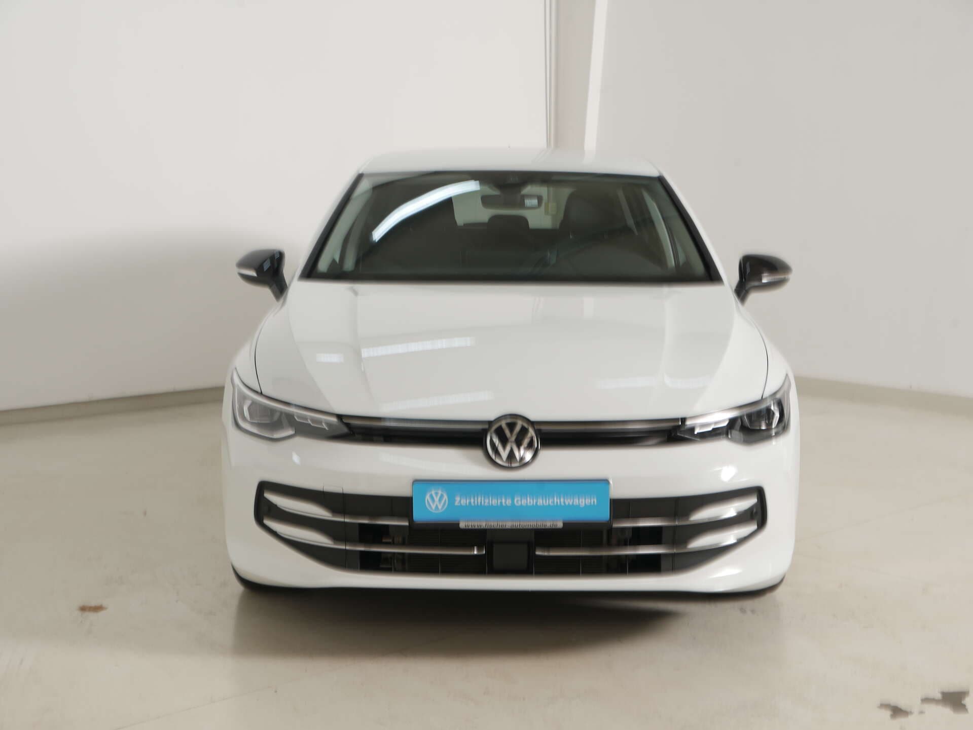 VOLKSWAGEN Golf, photo 2 sur 17