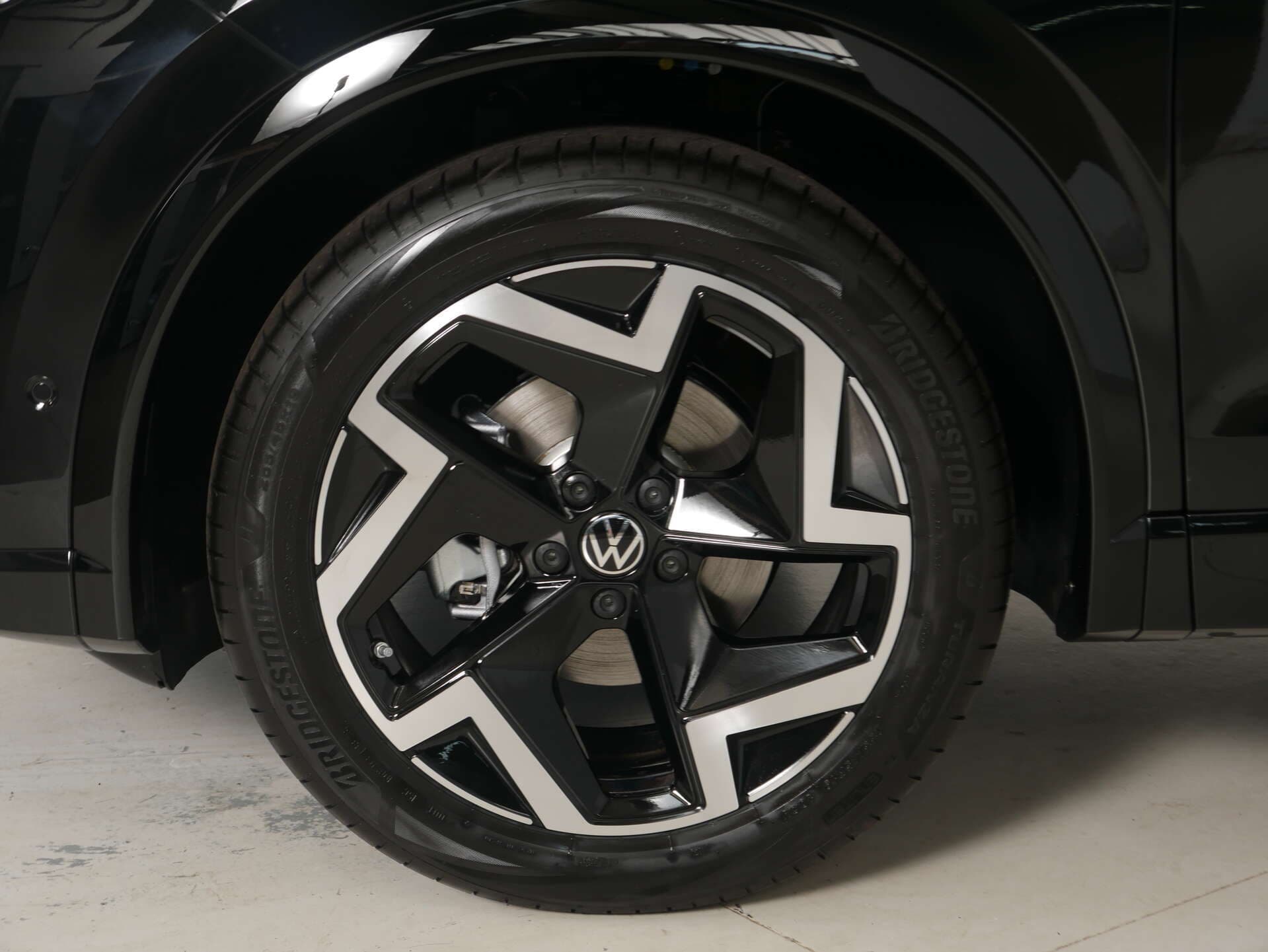 VOLKSWAGEN Tiguan, photo 3 sur 17