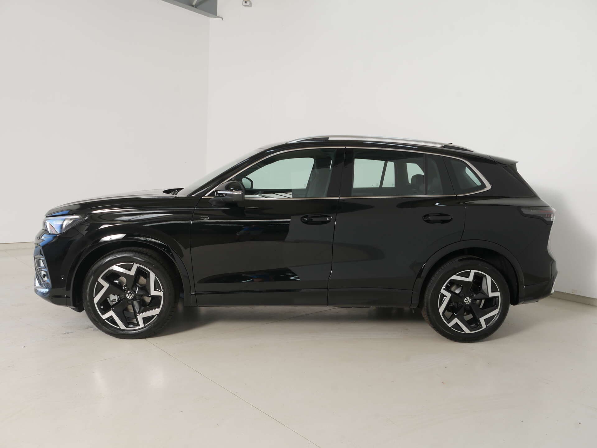 VOLKSWAGEN Tiguan, photo 4 sur 17