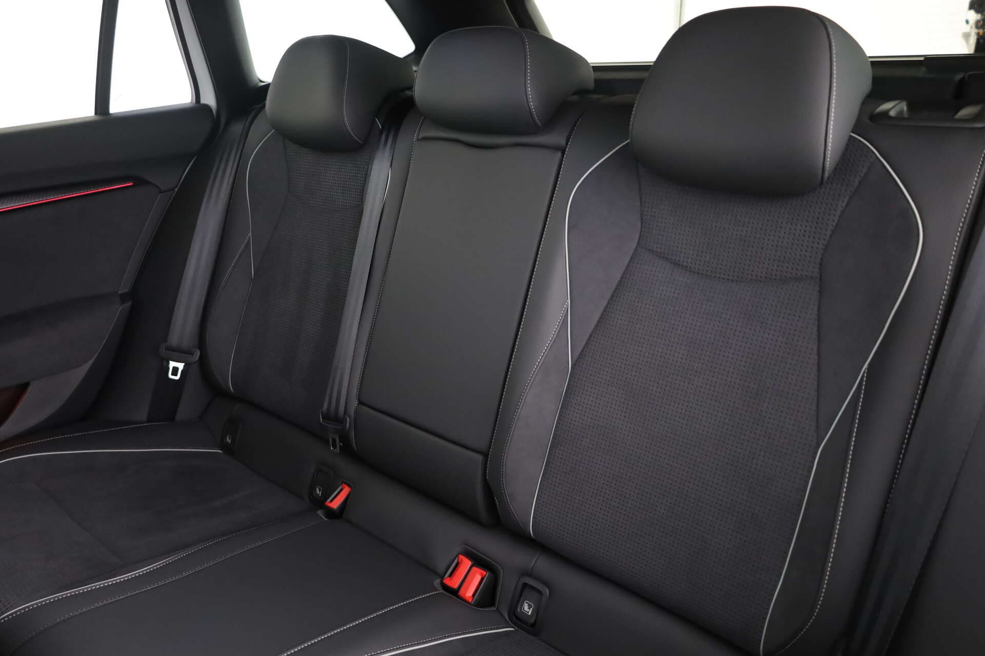 SKODA Superb Combi, photo 10 sur 17