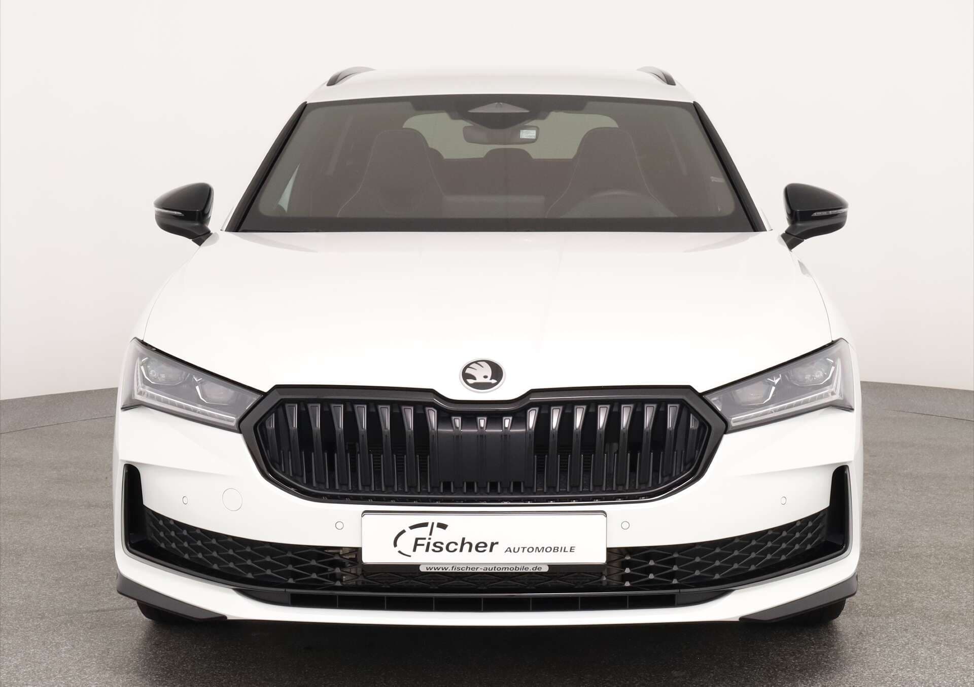 SKODA Superb Combi, photo 2 sur 17