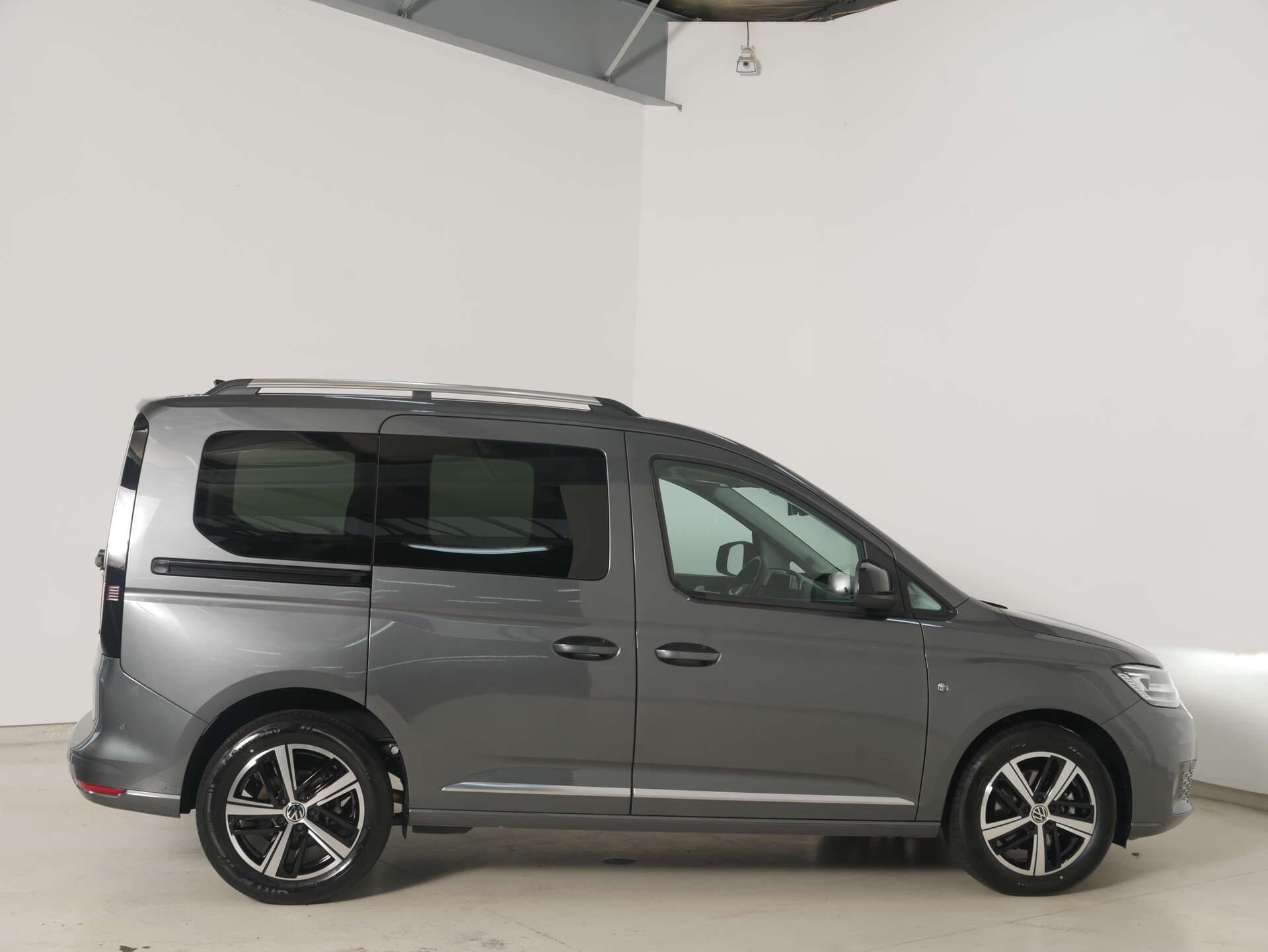 VOLKSWAGEN NUTZFAHRZEUGE Caddy, photo 8 sur 17