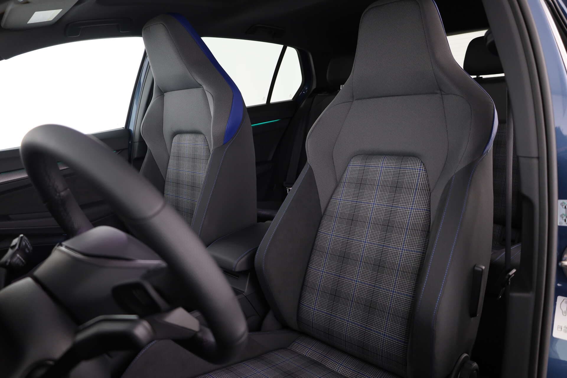 VOLKSWAGEN Golf, photo 9 sur 17