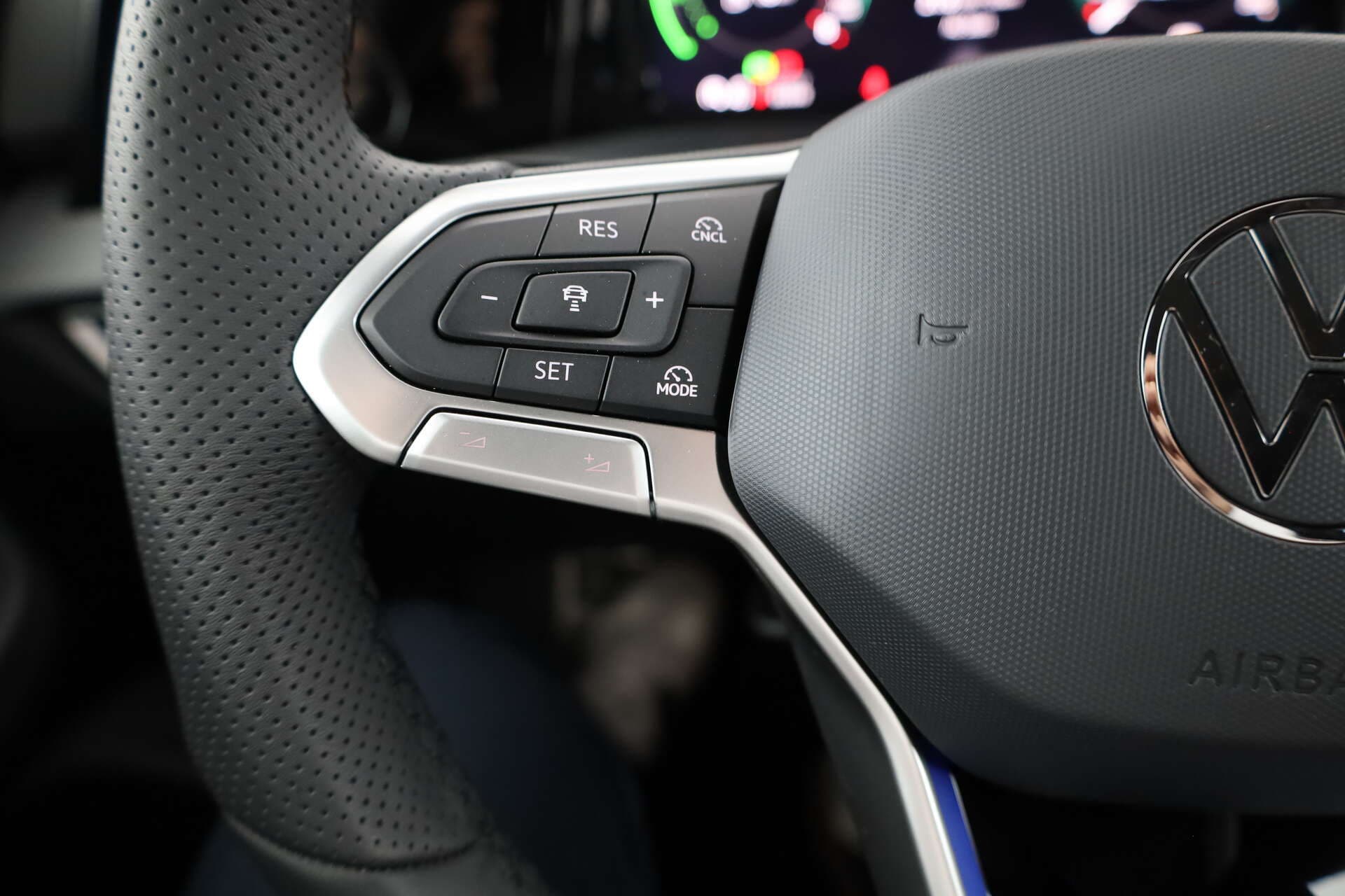 VOLKSWAGEN Golf, photo 13 sur 17