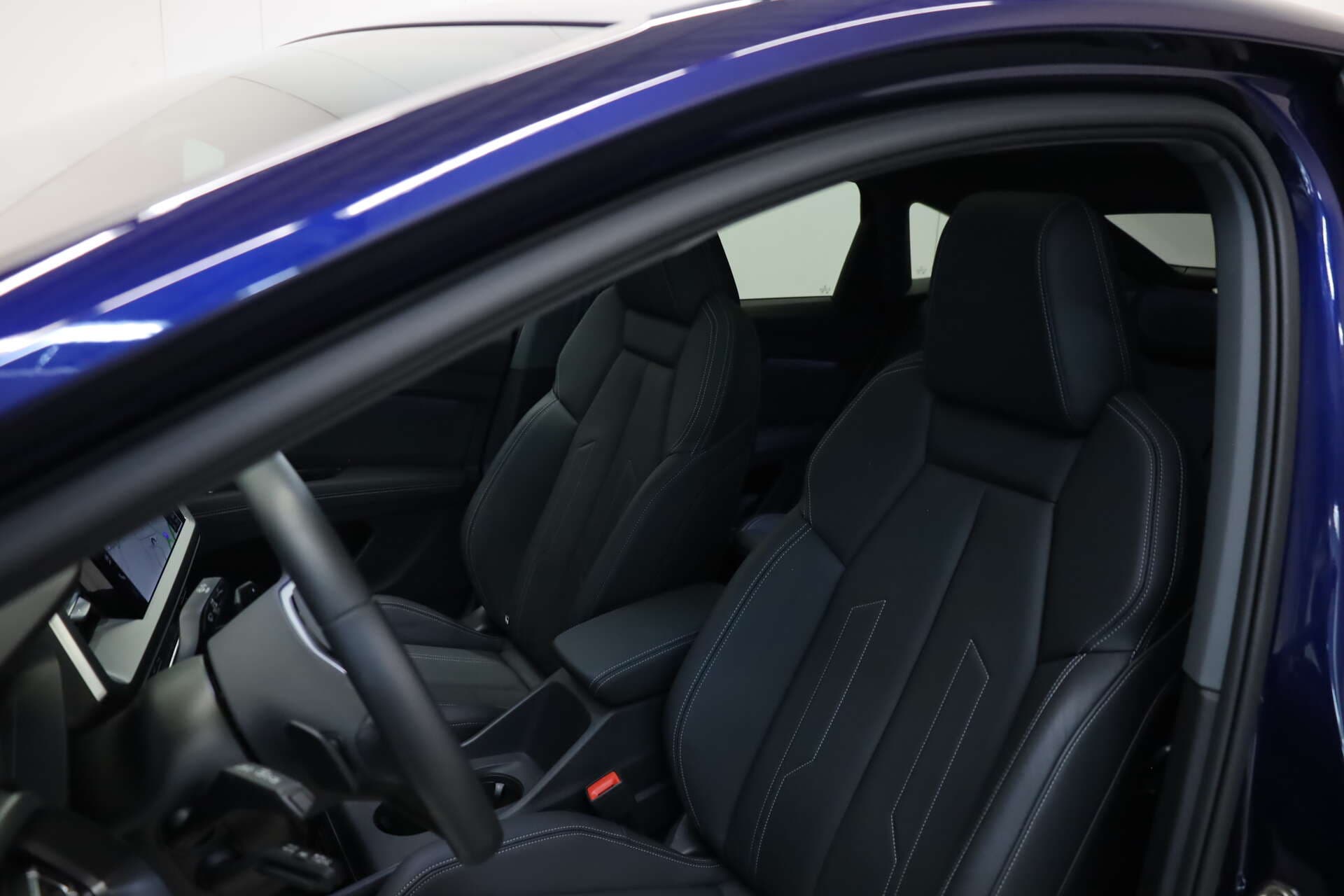 AUDI Q4 e-tron Sportback, photo 9 sur 17