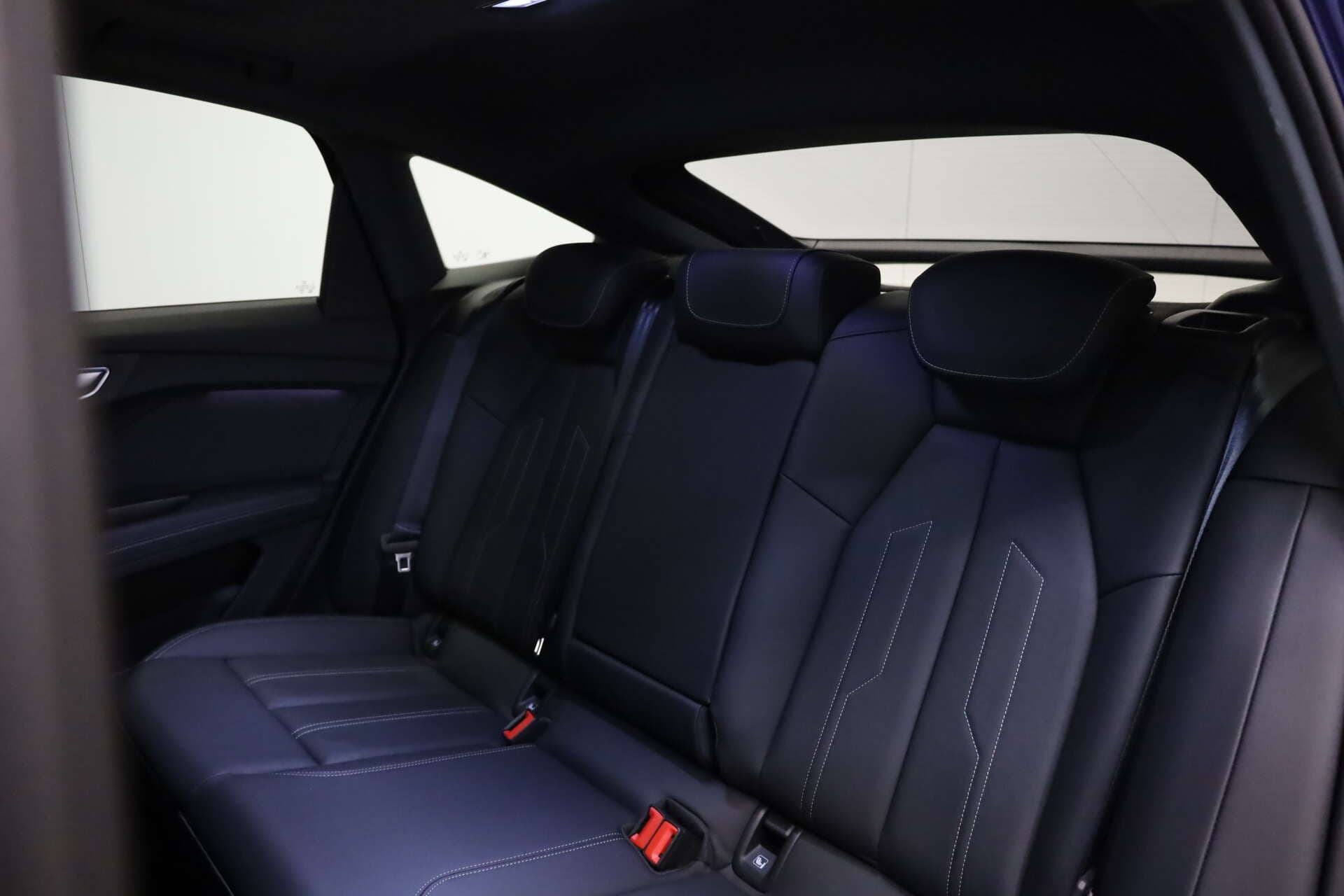 AUDI Q4 e-tron Sportback, photo 10 sur 17