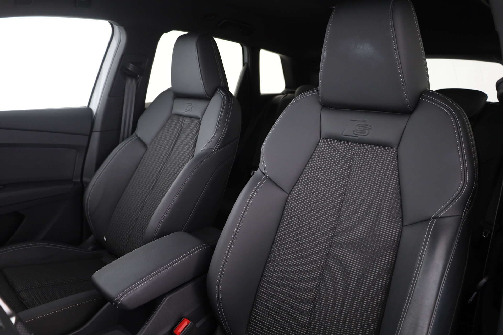 AUDI Q4 e-tron, photo 9 sur 17