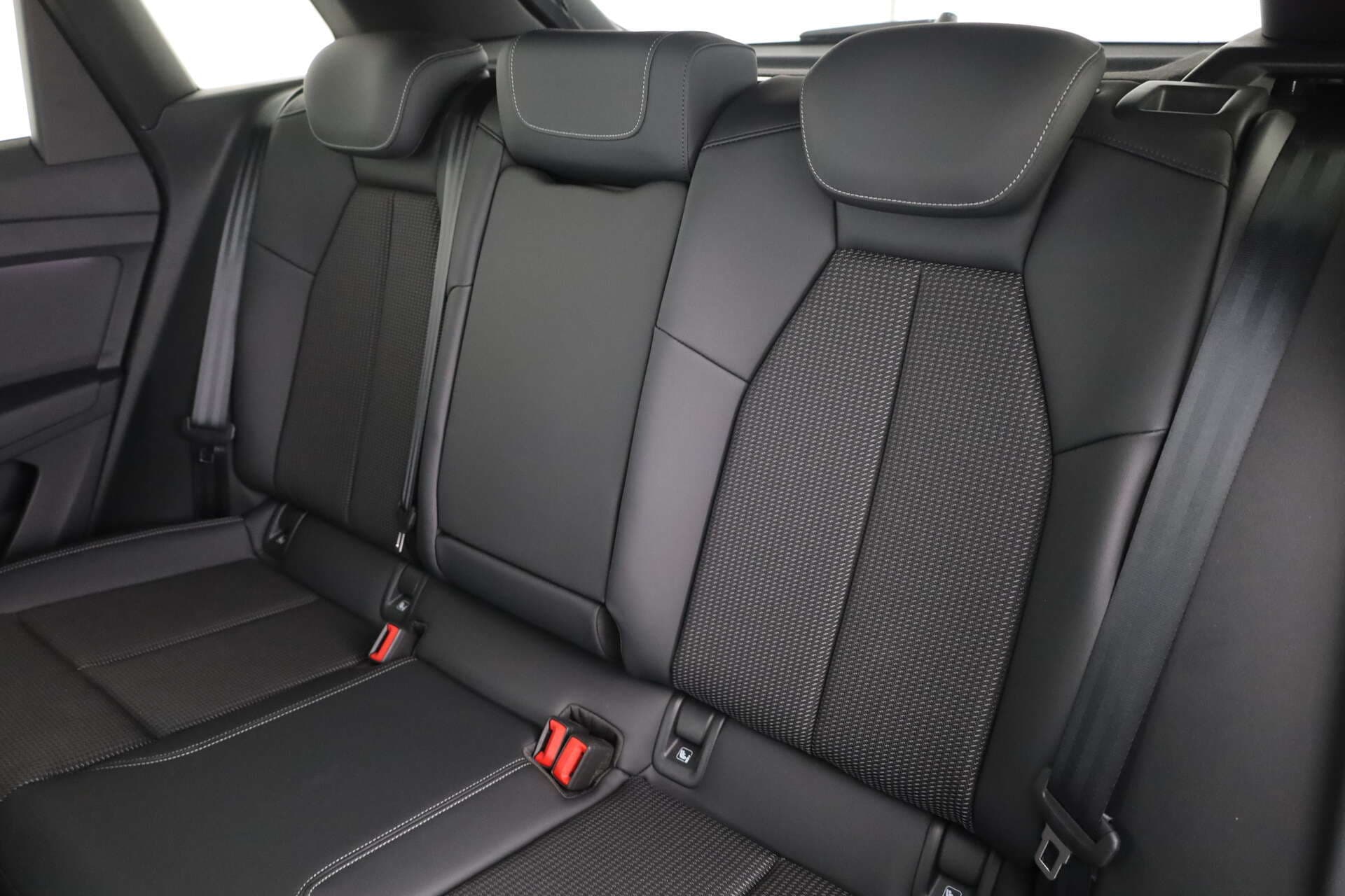 AUDI Q4 e-tron, photo 10 sur 17
