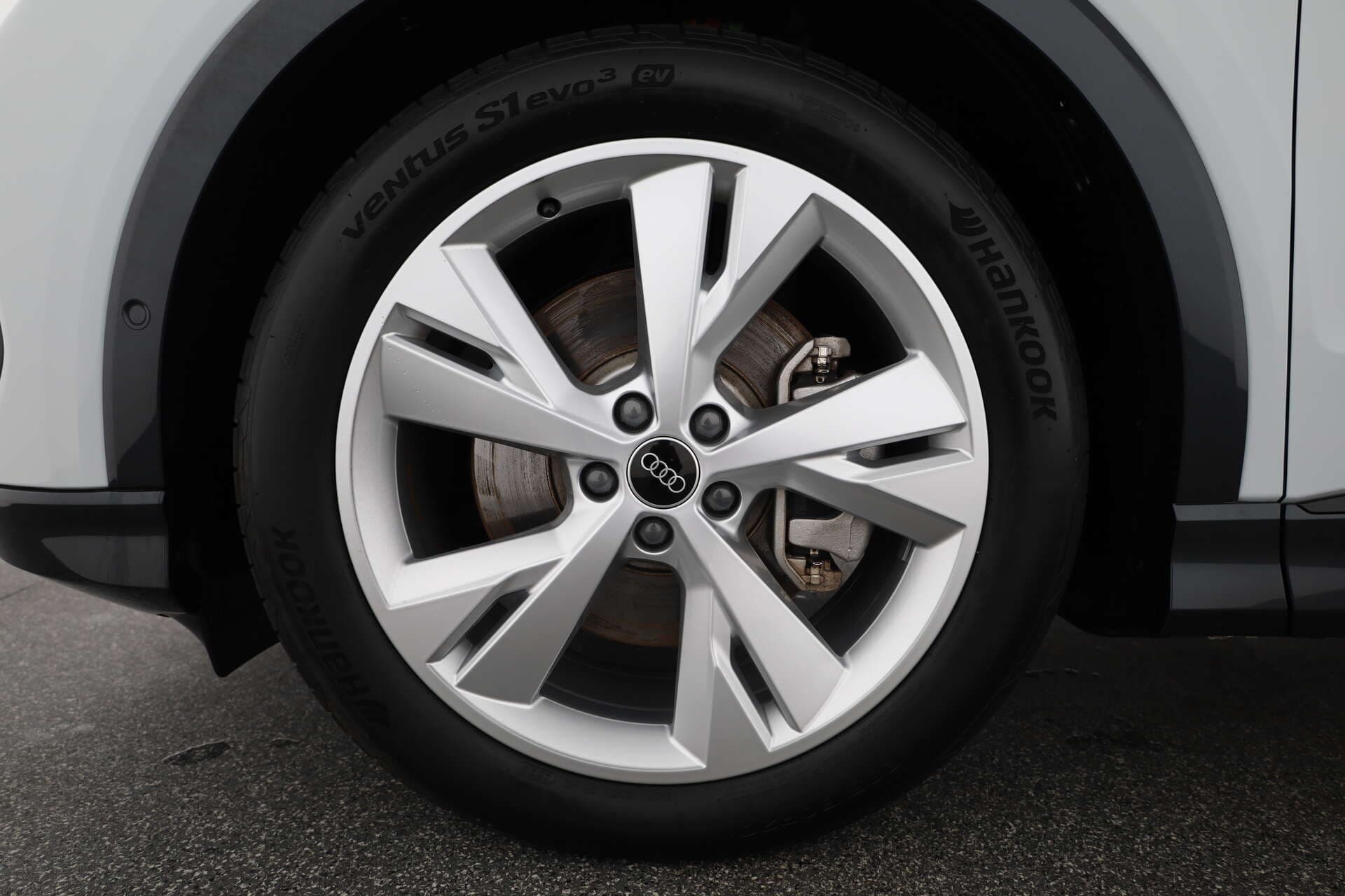 AUDI Q4 e-tron, photo 7 sur 17