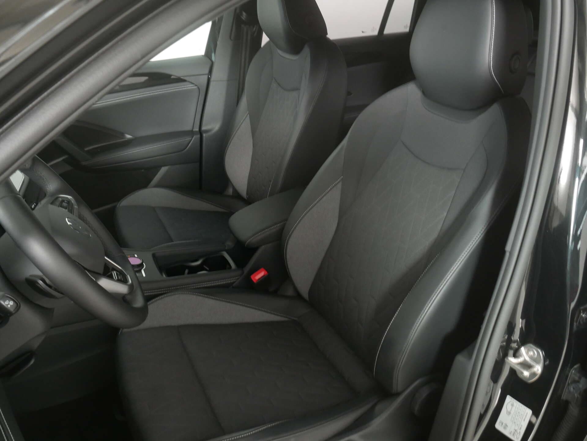 VOLKSWAGEN Tiguan, photo 9 sur 17