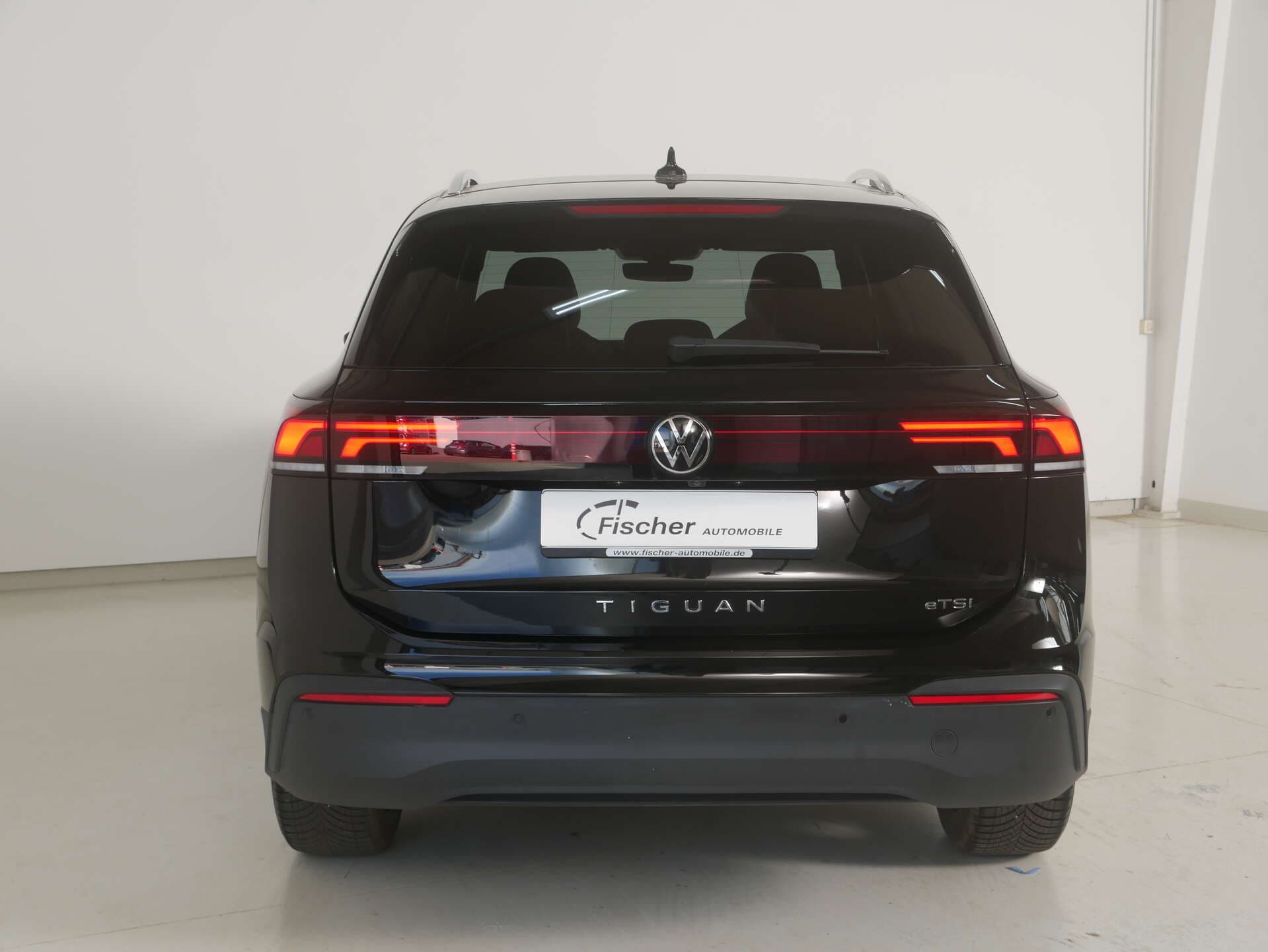 VOLKSWAGEN Tiguan, photo 3 sur 17