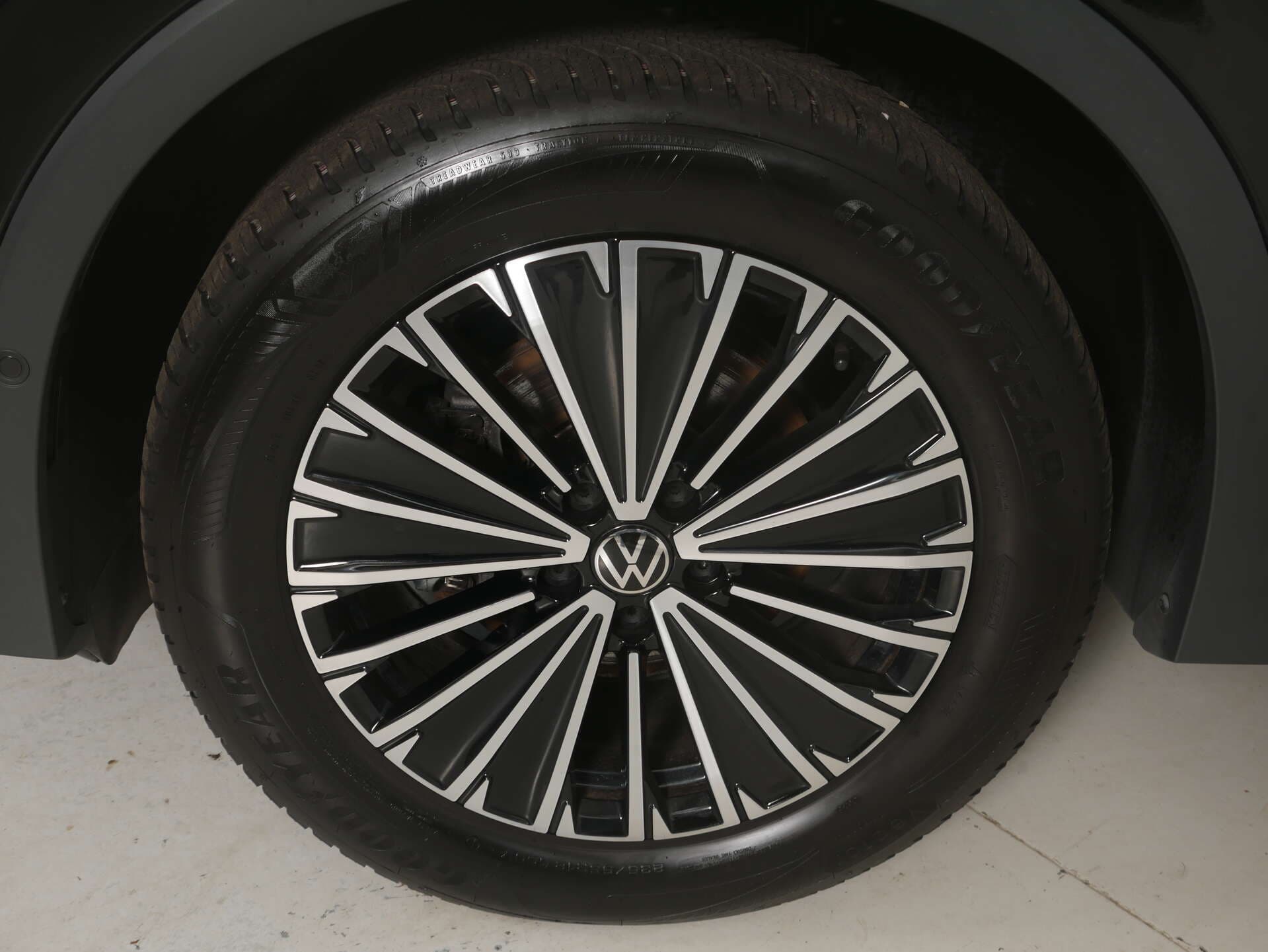 VOLKSWAGEN Tiguan, photo 7 sur 17