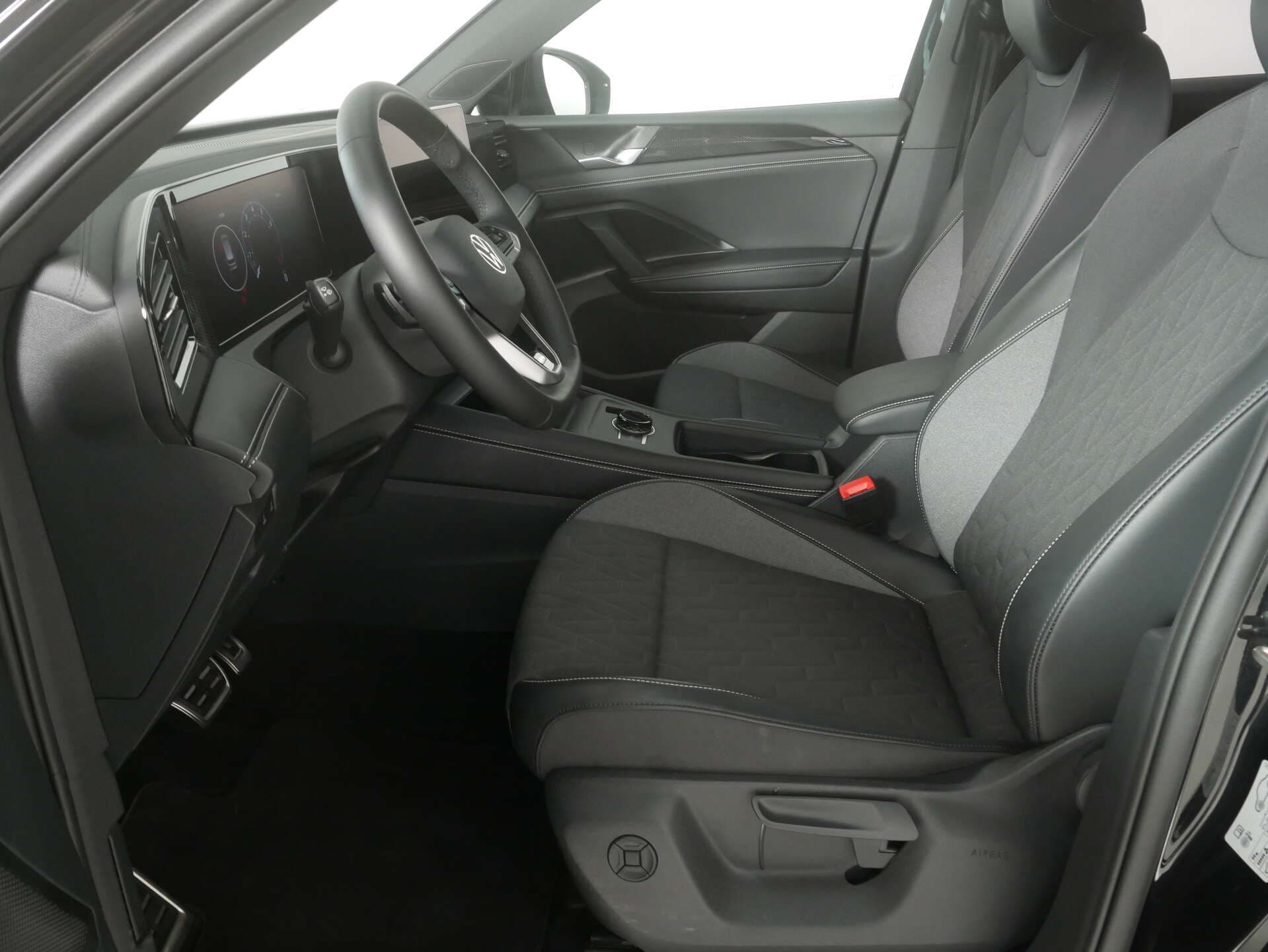 VOLKSWAGEN Tiguan, photo 8 sur 17