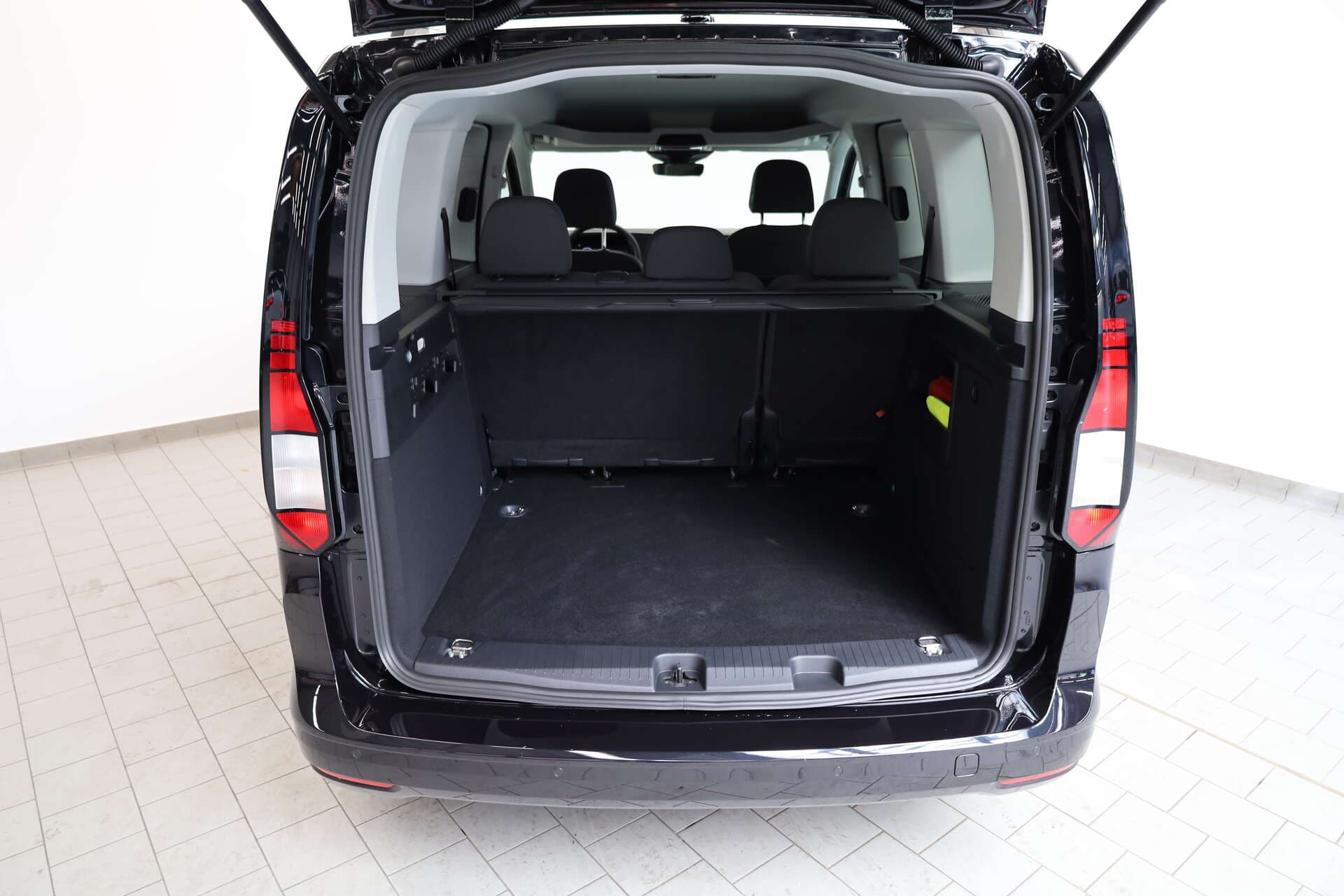 VOLKSWAGEN NUTZFAHRZEUGE Caddy, photo 15 sur 16