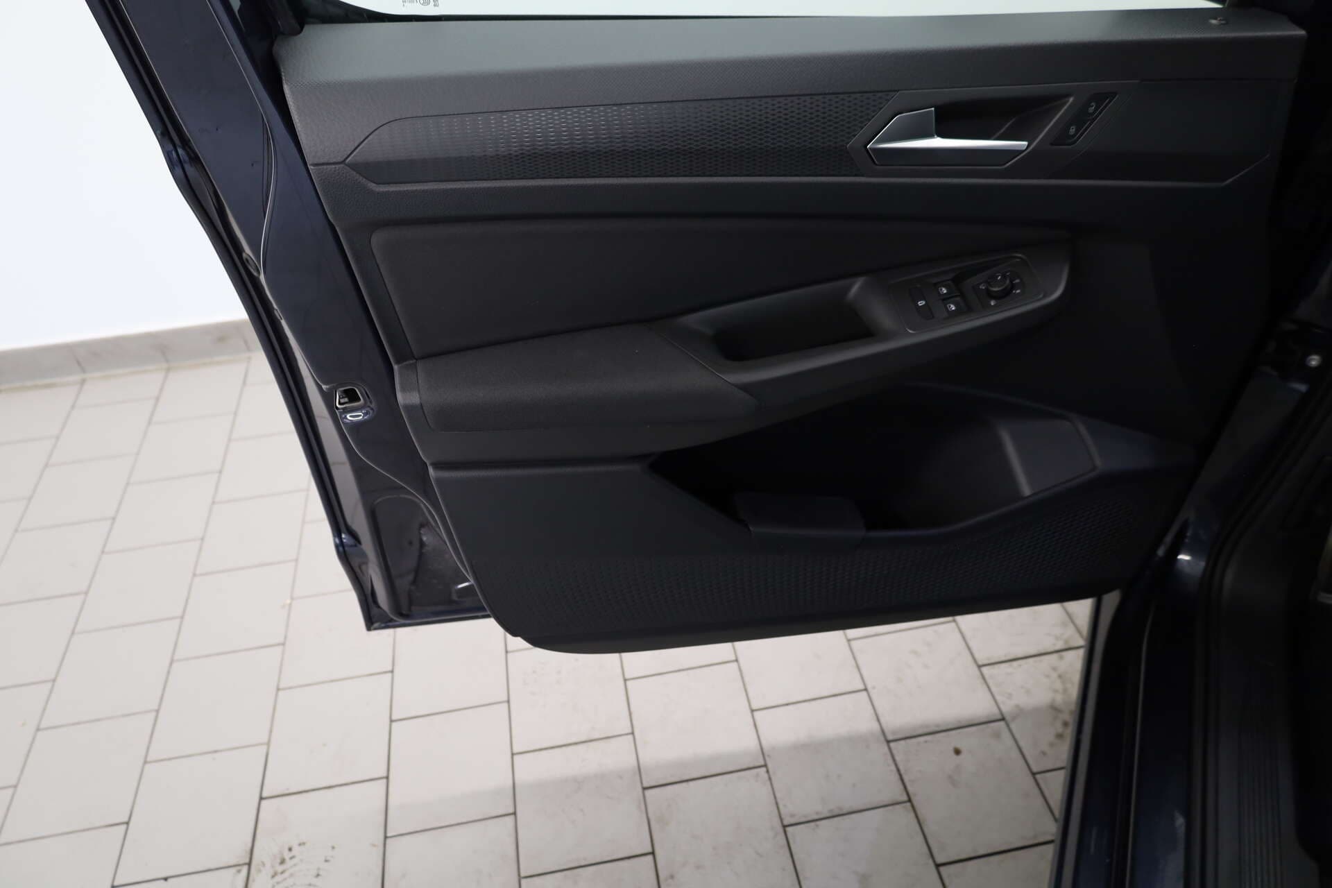 VOLKSWAGEN NUTZFAHRZEUGE Caddy, photo 13 sur 16
