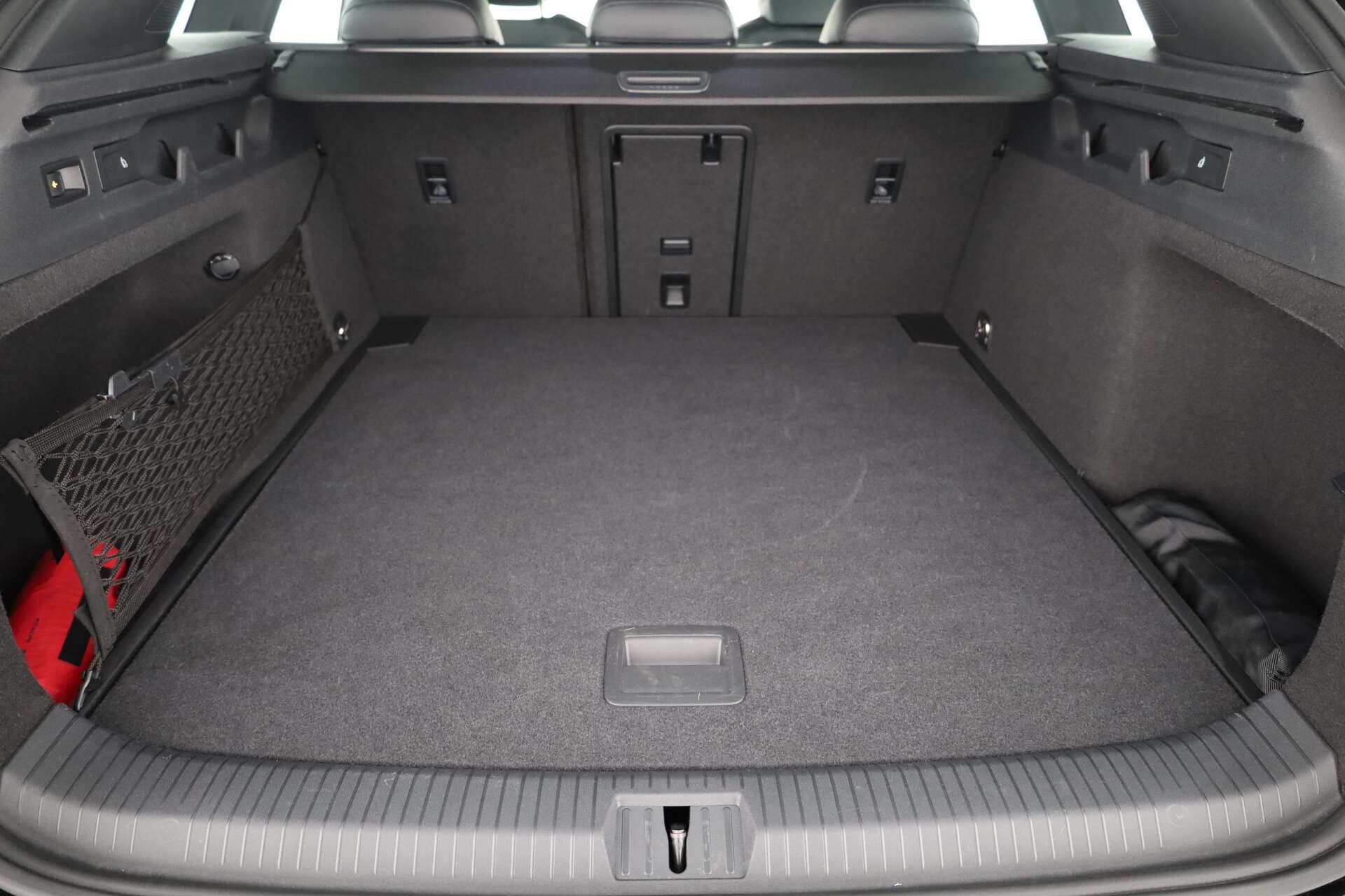VOLKSWAGEN ID.7 Tourer, photo 13 sur 17