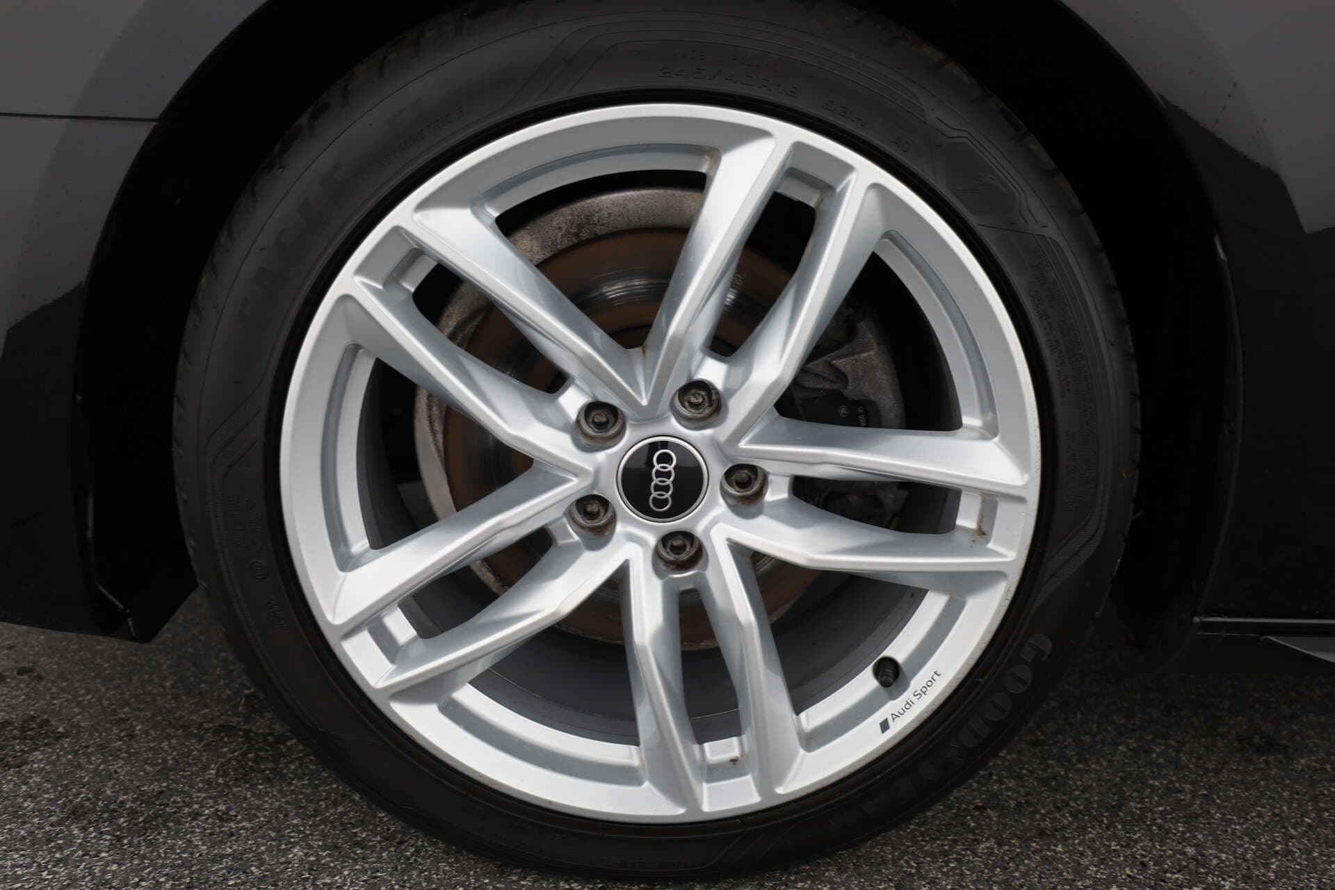 AUDI A4 Avant, photo 7 sur 17